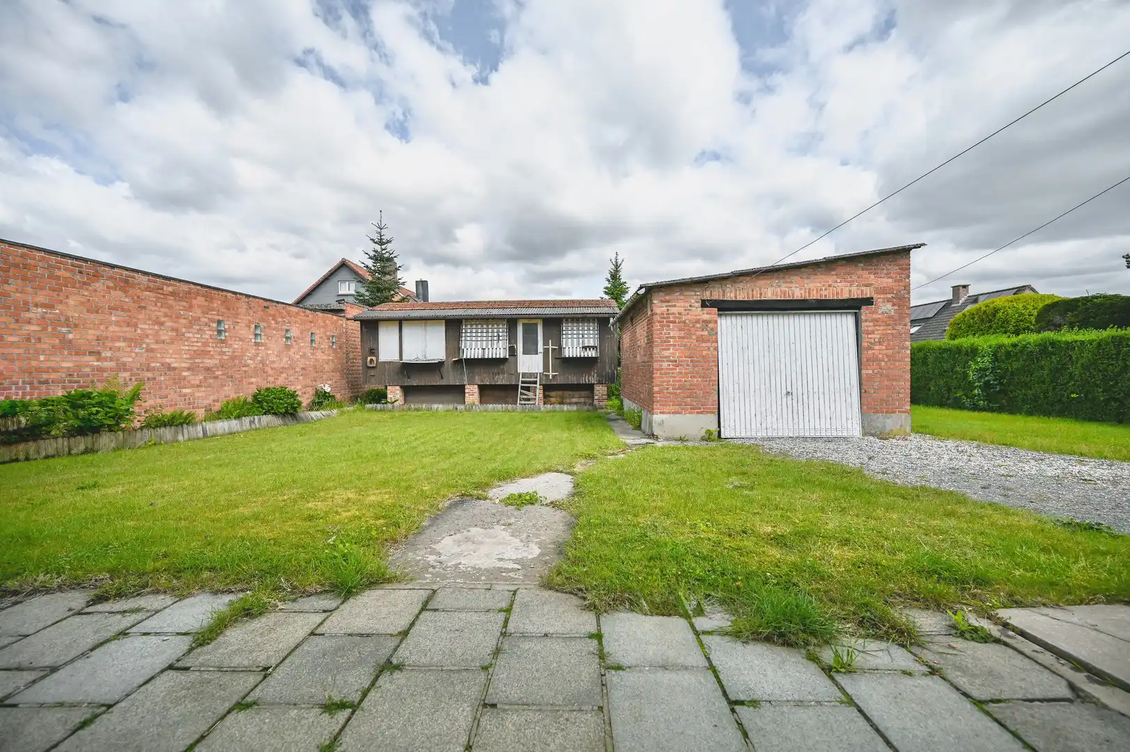 Charmante en authentieke woning met ruime tuin foto 20