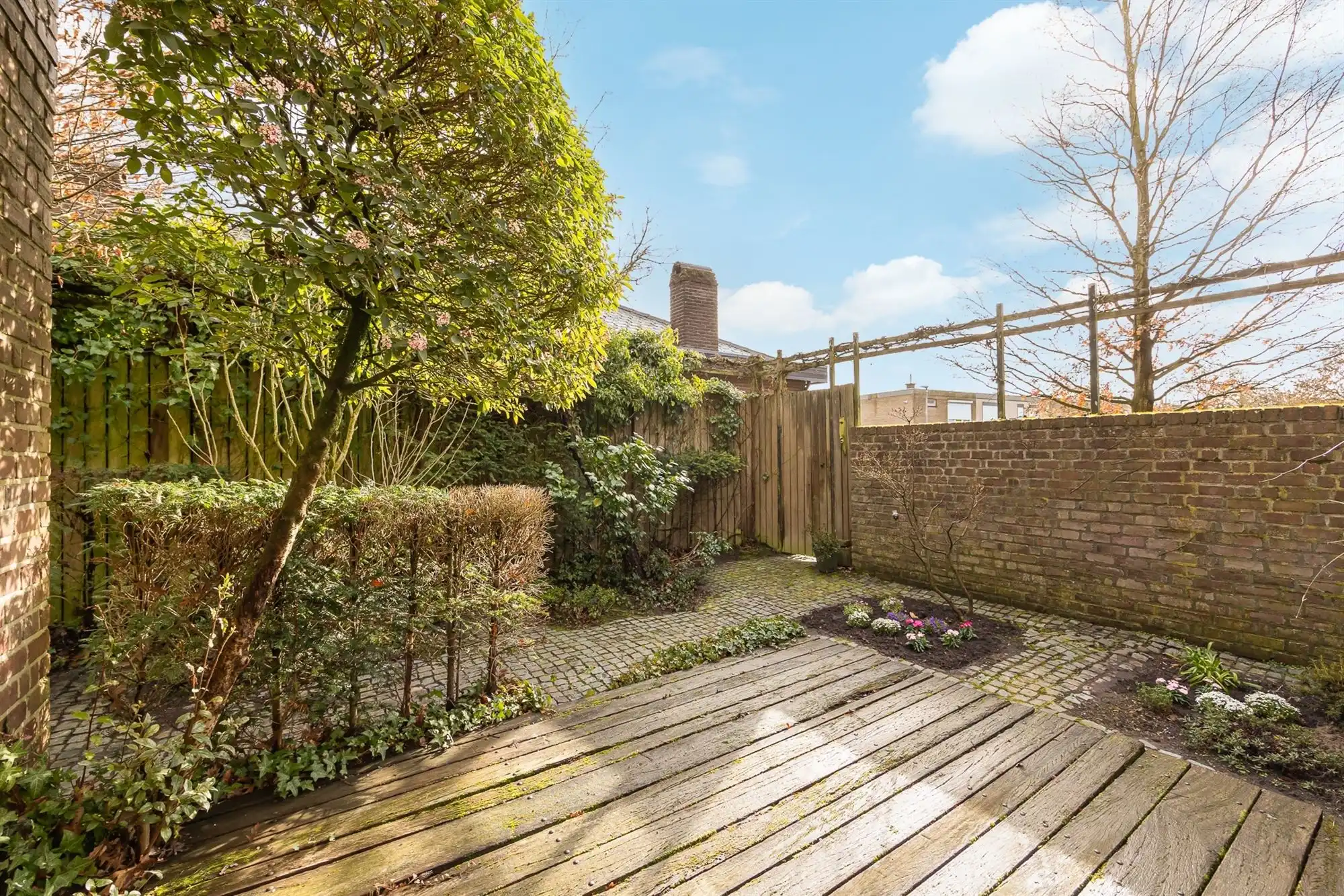 Instapklare open bebouwing met ruime tuin in een groene omgeving foto 26