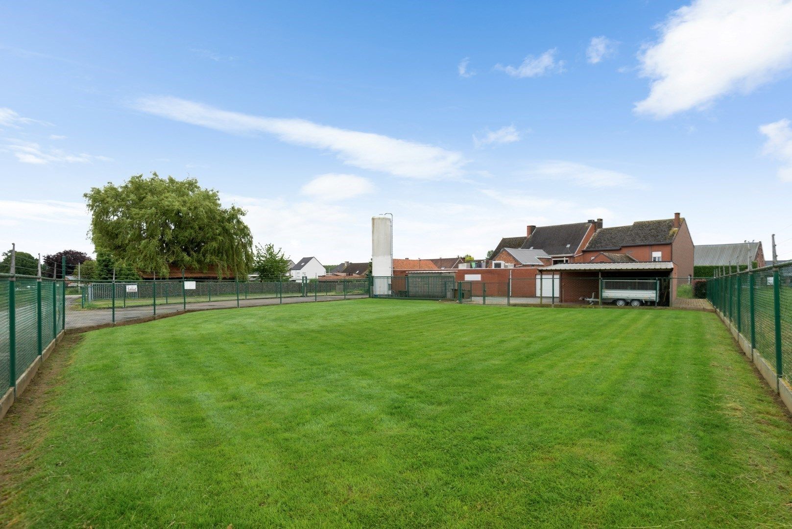 Winkelruimte en appartement in Opwijk: Combineer wonen en werken! foto 2