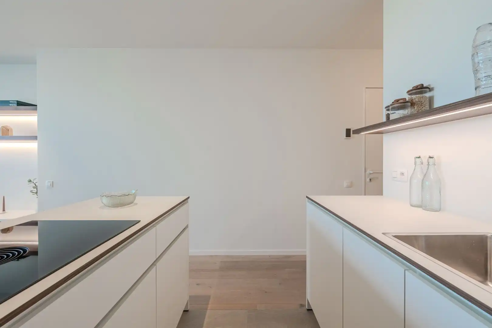 Instapklaar nieuwbouwappartement op de Zeedijk !  foto 8