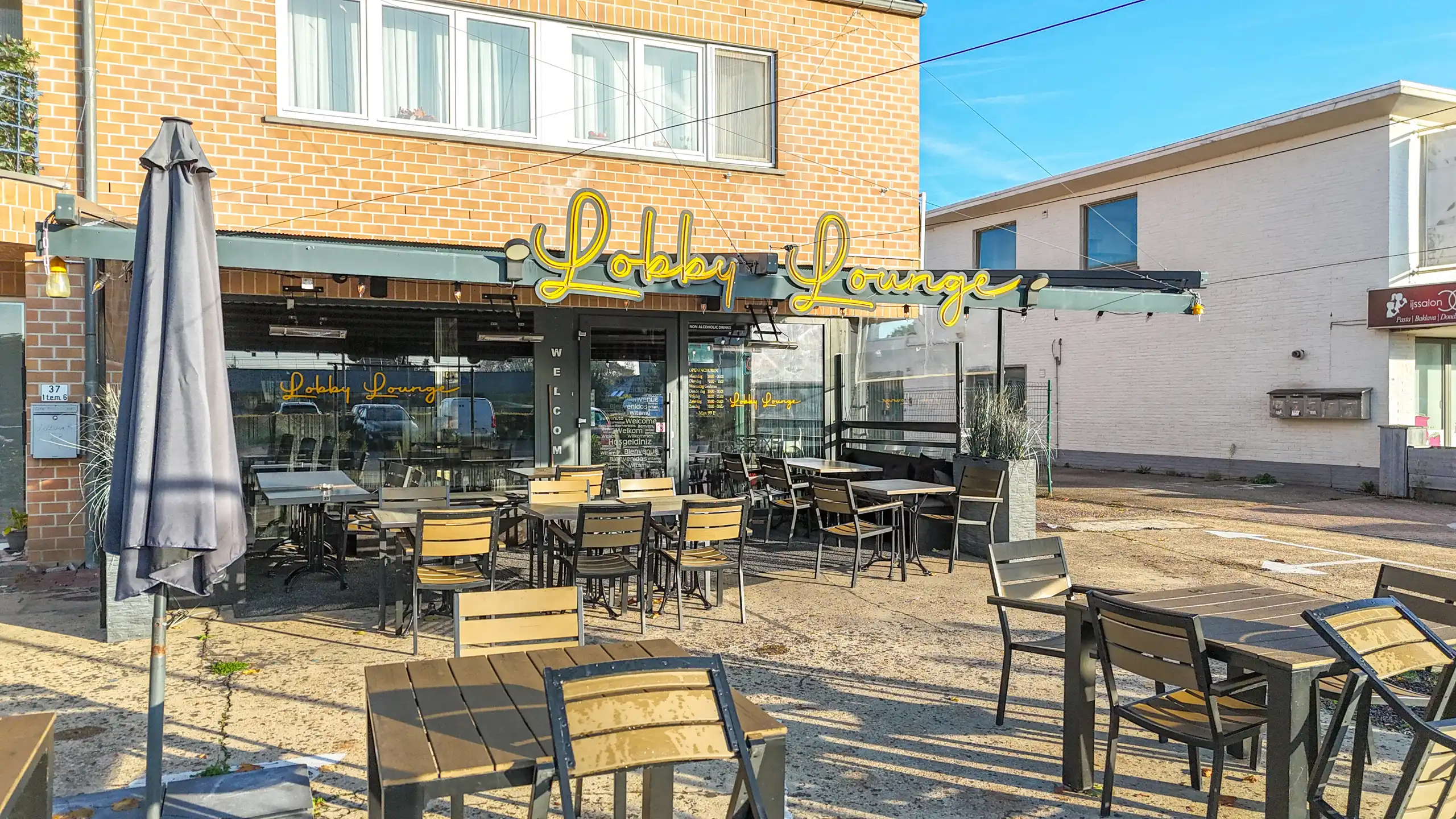 Stijlvol handelspand, 260m² op toplocatie in Heusden-Zolder! foto 12