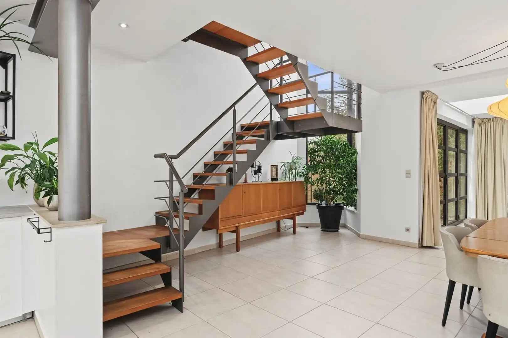 Een ruime, lichtrijke woning met uitbreidingsmogelijkheden in het hart van Zemst foto 12