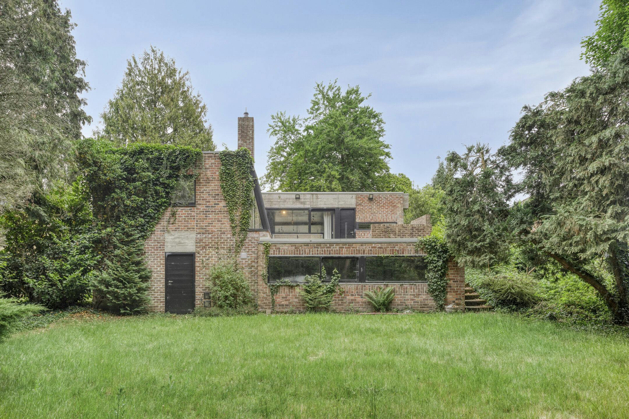 Polyvalent huis met tal van mogelijkheden te Sint-Kruis foto 2