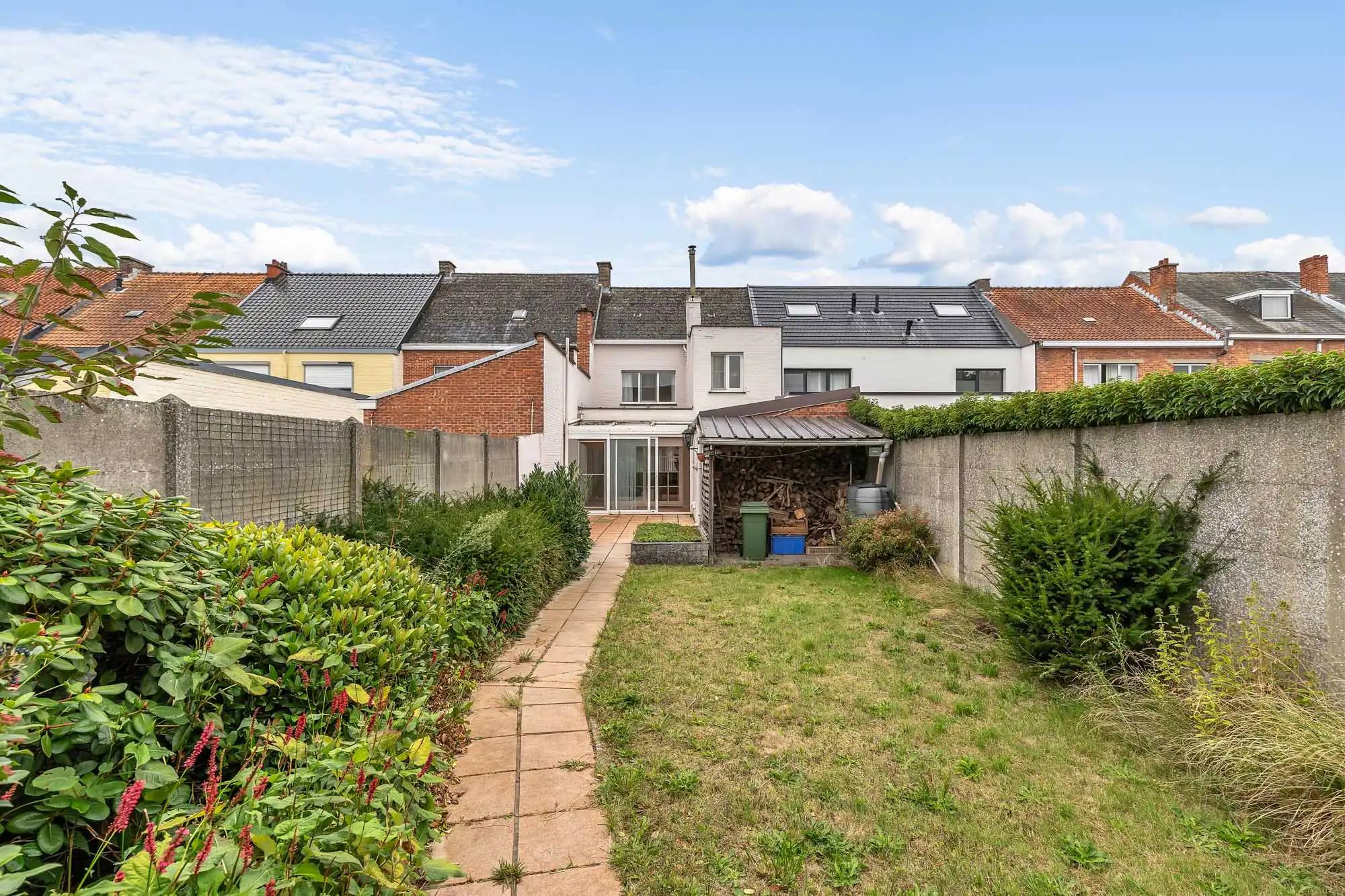 Te moderniseren woning met 3 slaapkamers en garage foto 14