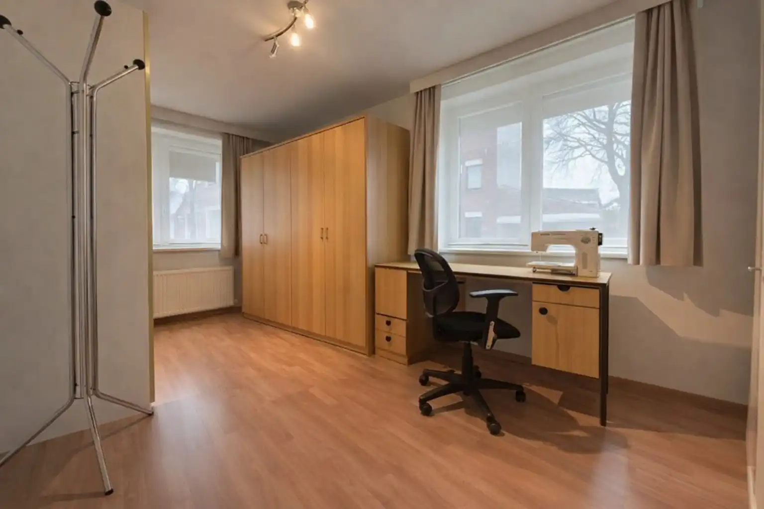 PERFECT ONDERHOUDEN GELIJKVLOERS APPARTEMENT (BJ 2009) MET GARAGE!!! foto 9