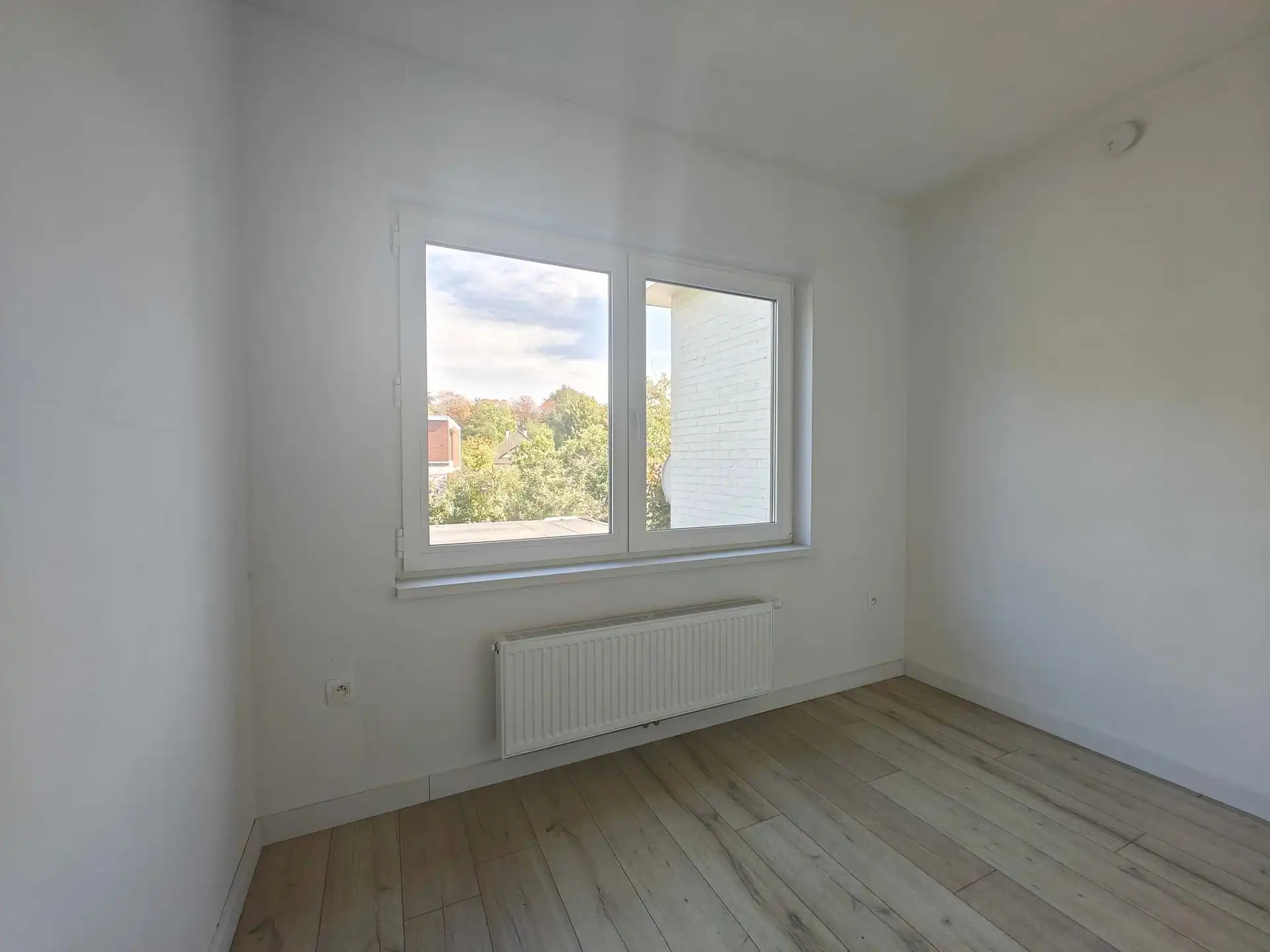 Gerenoveerd appartement met 3 slaapkamers  foto 12