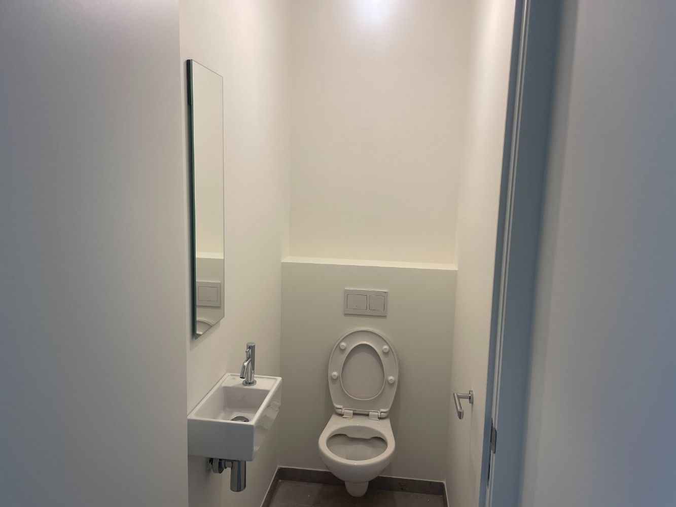 2-slaapkamer appartement TE HUUR in nieuwbouw residentie Evelyne te Oostende foto 8
