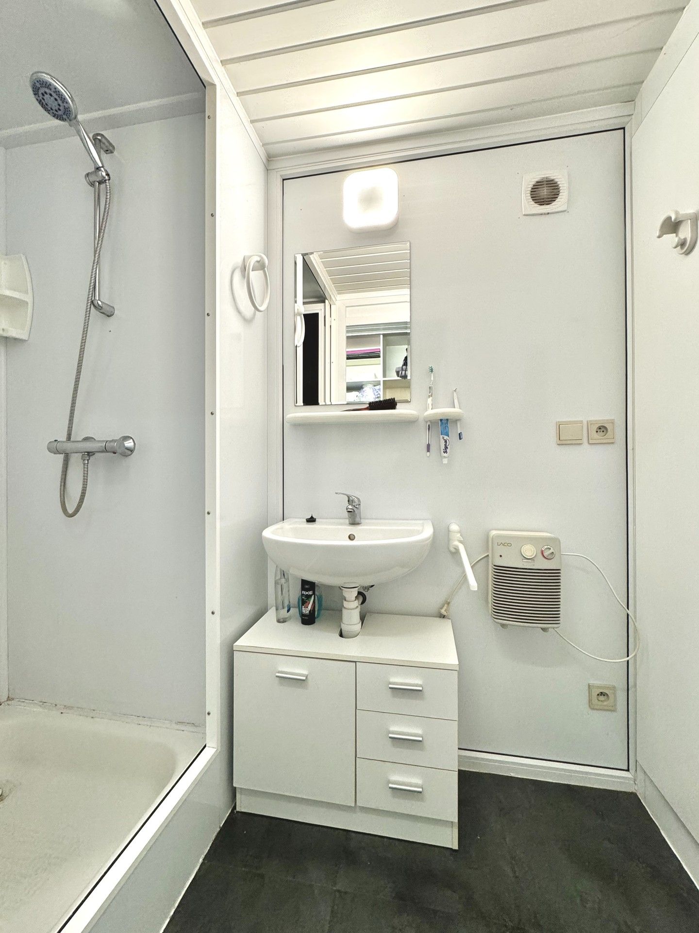 VRIJSTAANDE WONING IN LANDELIJKE STIJL foto 17
