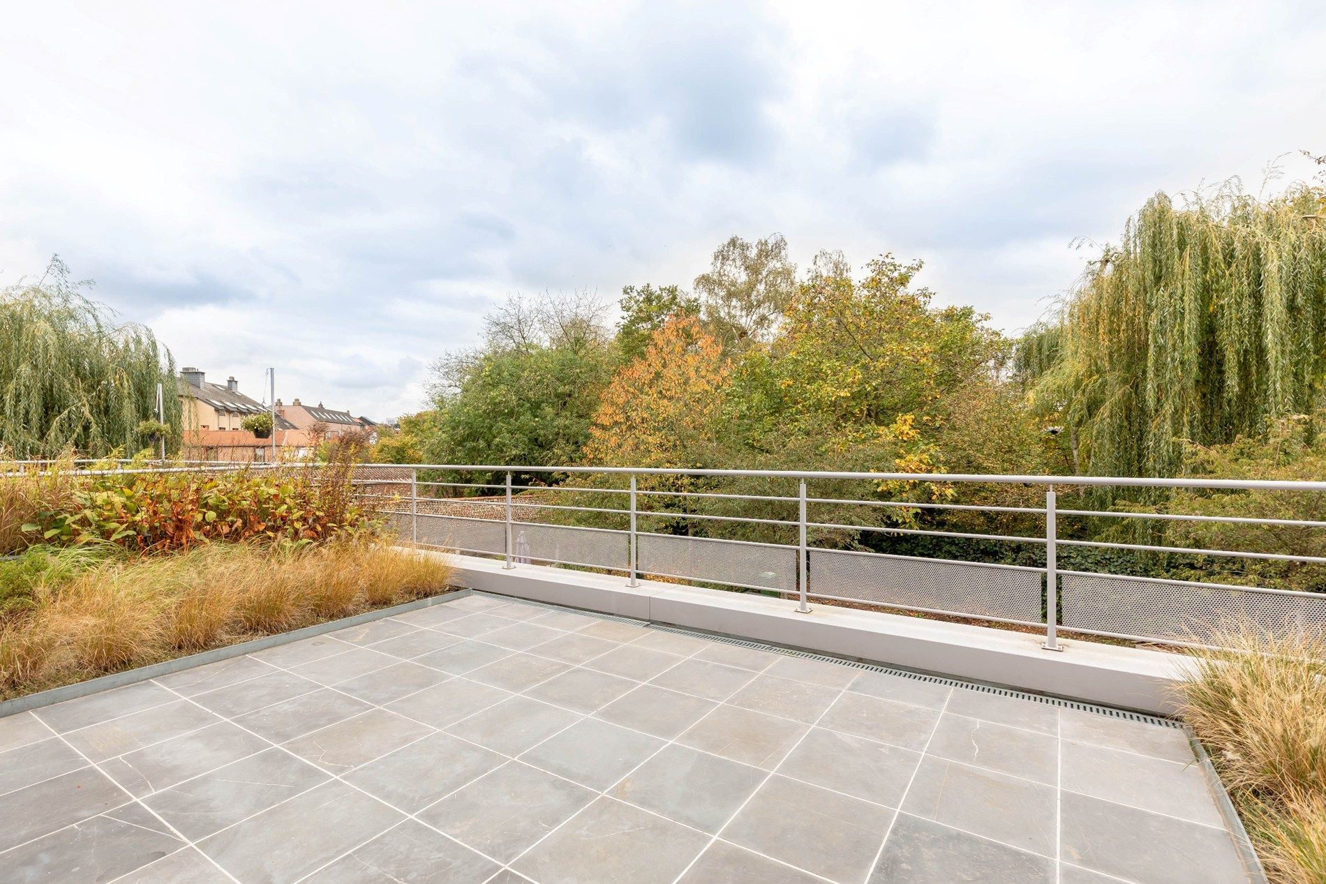 Ruim 2-slaapkamer appartement te Kessel-Lo foto 2