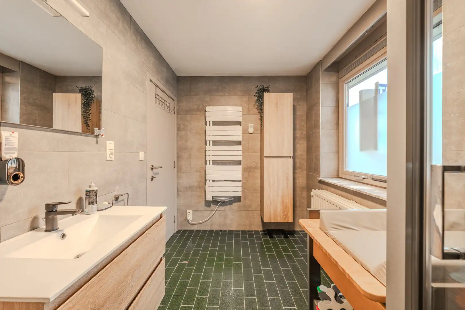 Gezinswoning met 3 slpks en garage in centrum foto 10