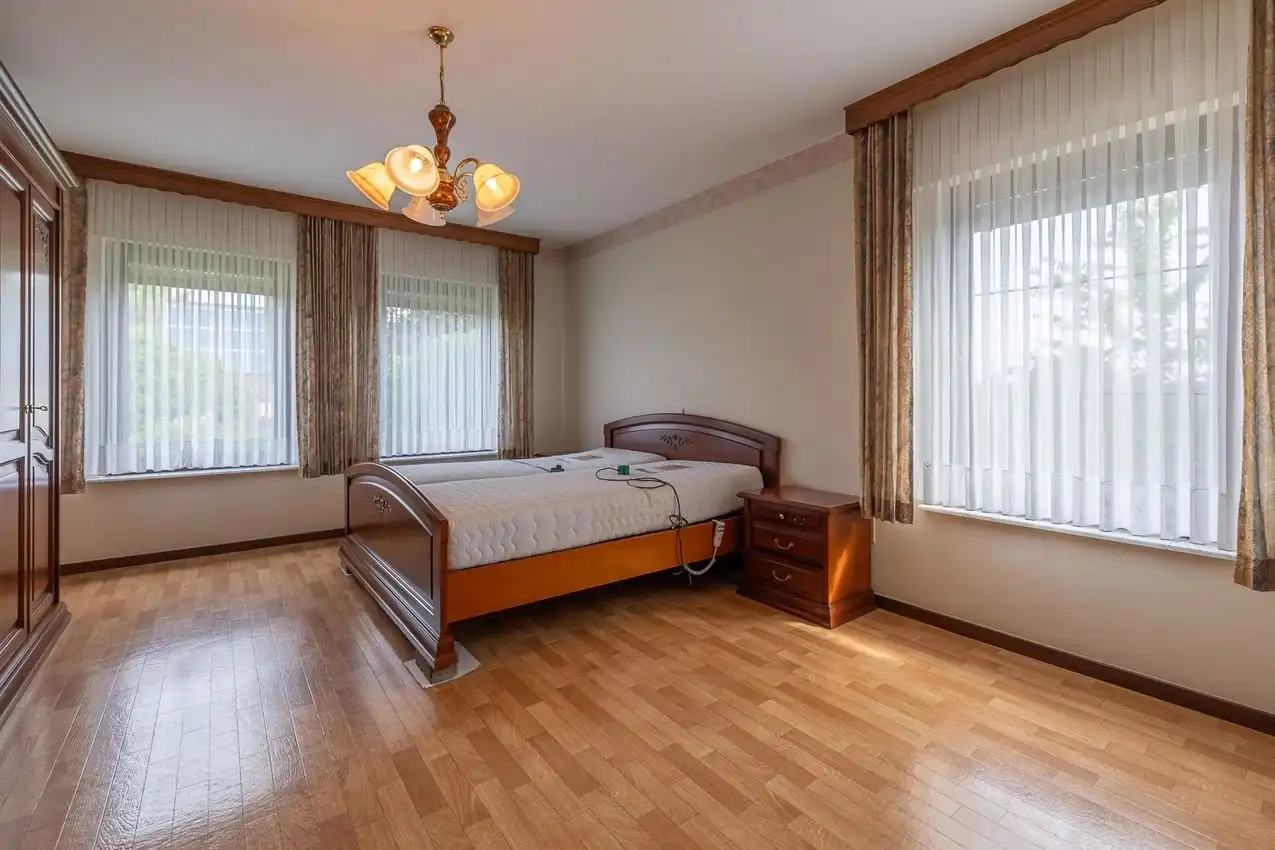 Landelijke villa op 1 hectare in Assent foto 36
