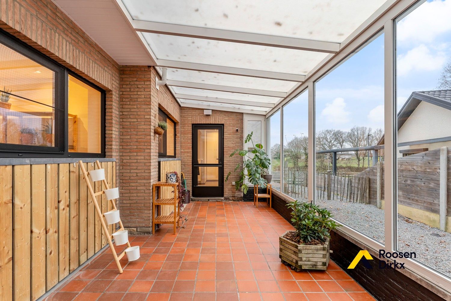 Instapklare volledig gerenoveerde vrijstaande gezinswoning met 3 slaapkamers op perceel van 617m² foto 28