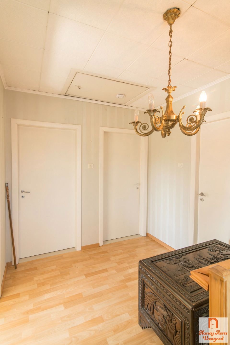 Charmante woning met grote tuin en renovatiemogelijkheden foto 30