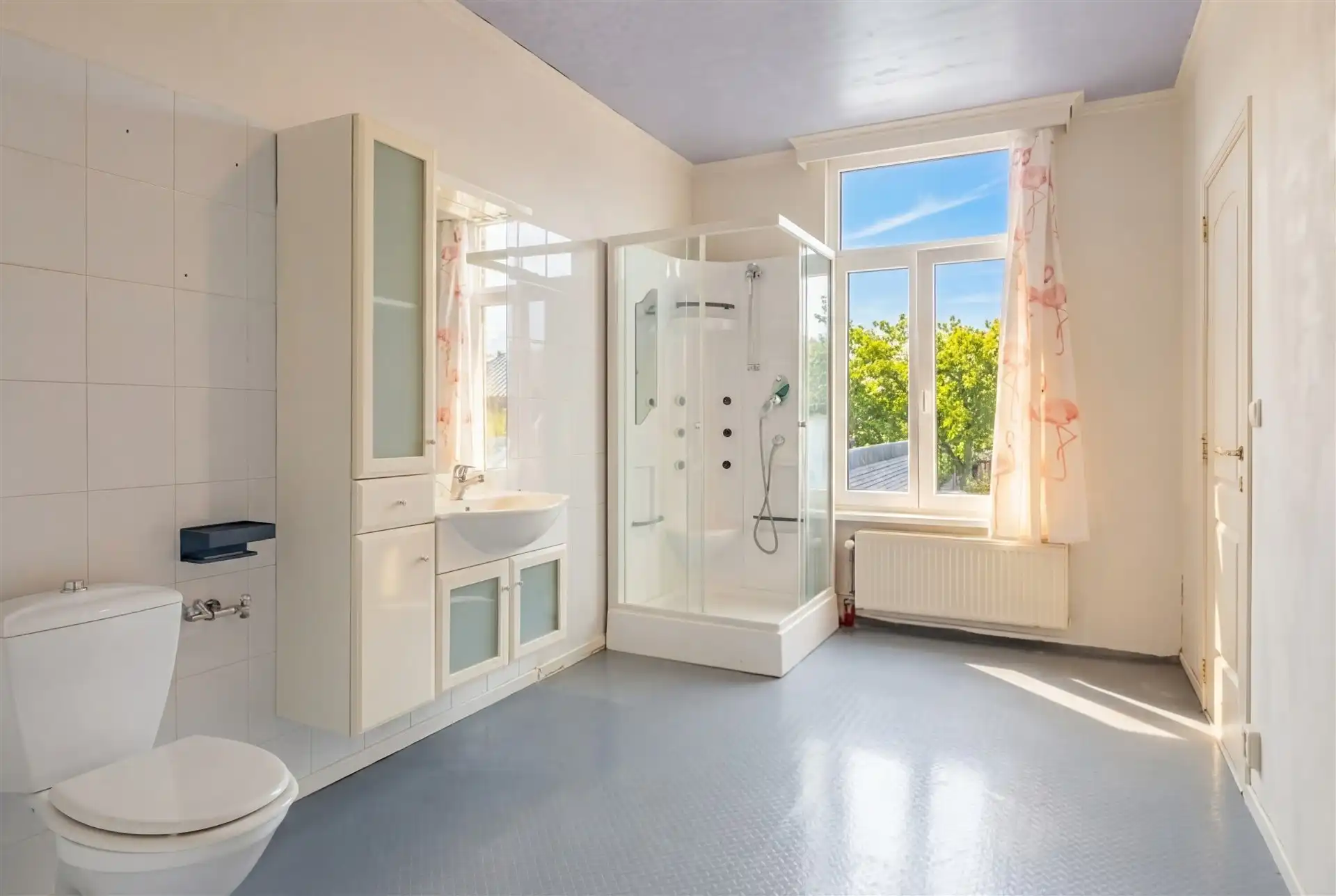 Instapklare woning met 2 slks en tuin foto 11