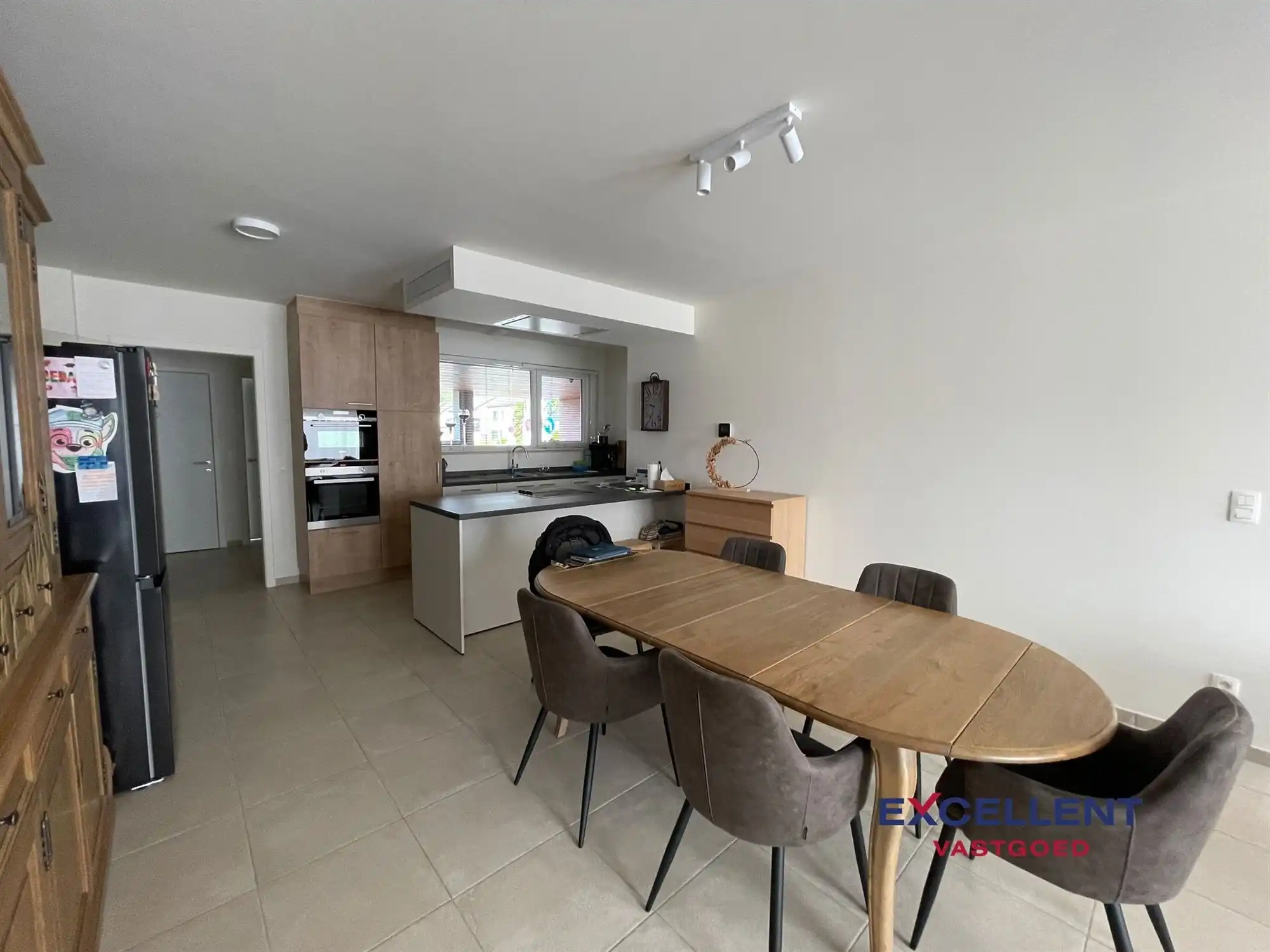 Recente energiezuinige woning te huur in Olsene! foto 3
