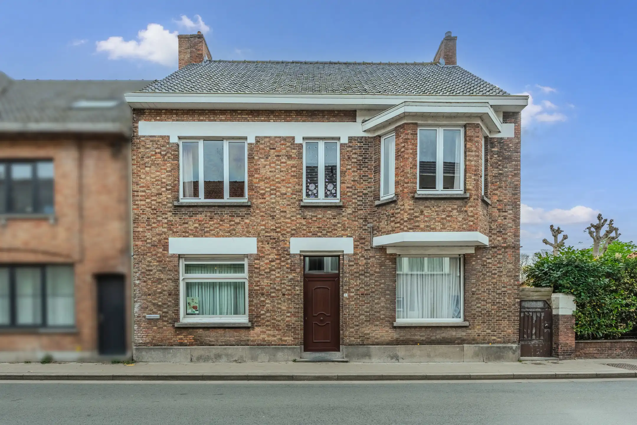 Hoofdfoto van de publicatie: Zeer ruime statige woning met uitzonderlijk potentieel!