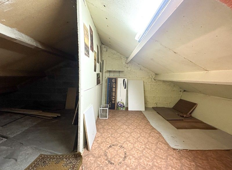 Woning met drie slaapkamers en tuin foto 14