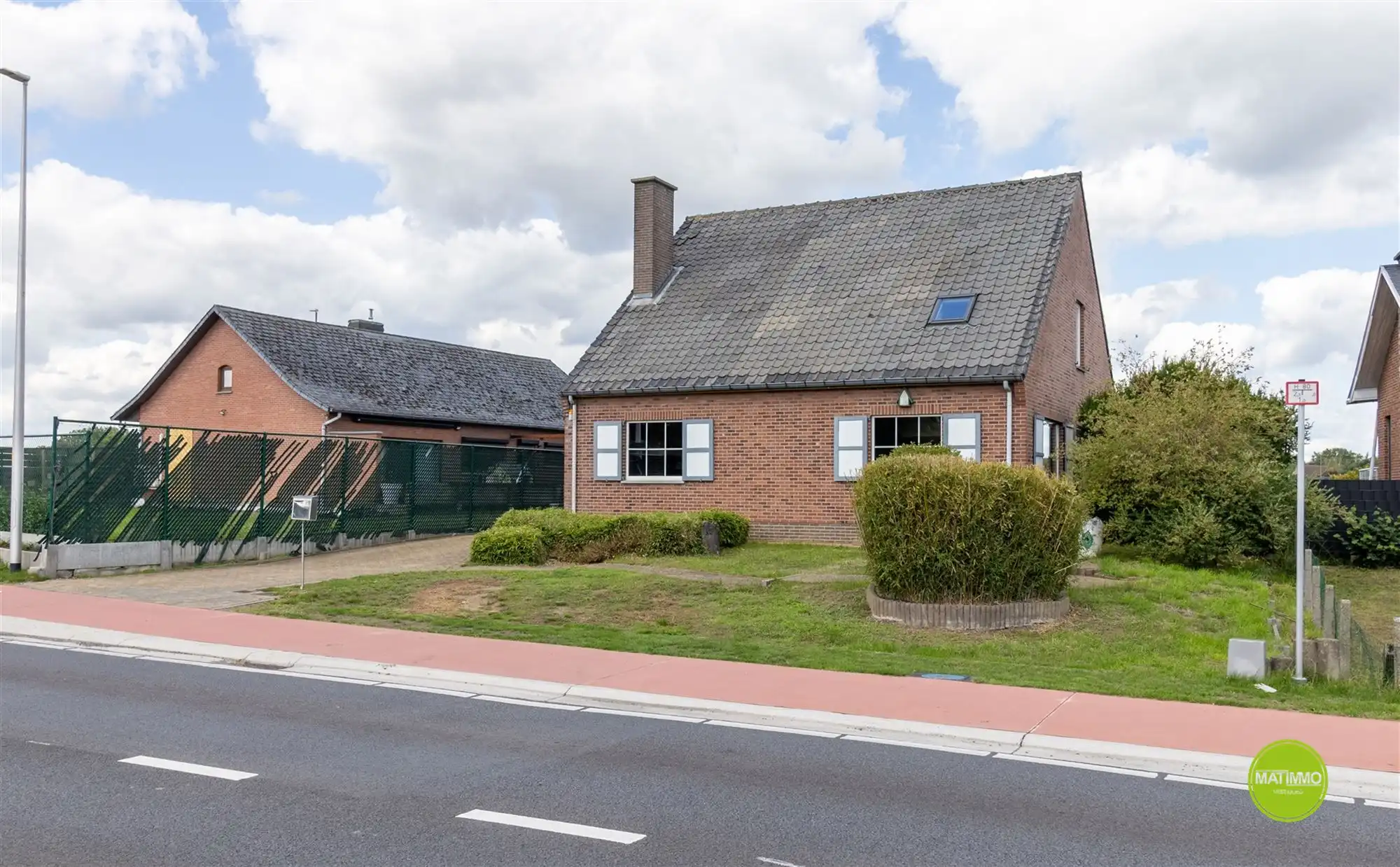 Ruime gezinswoning met karakter, comfort en centrale ligging foto 2