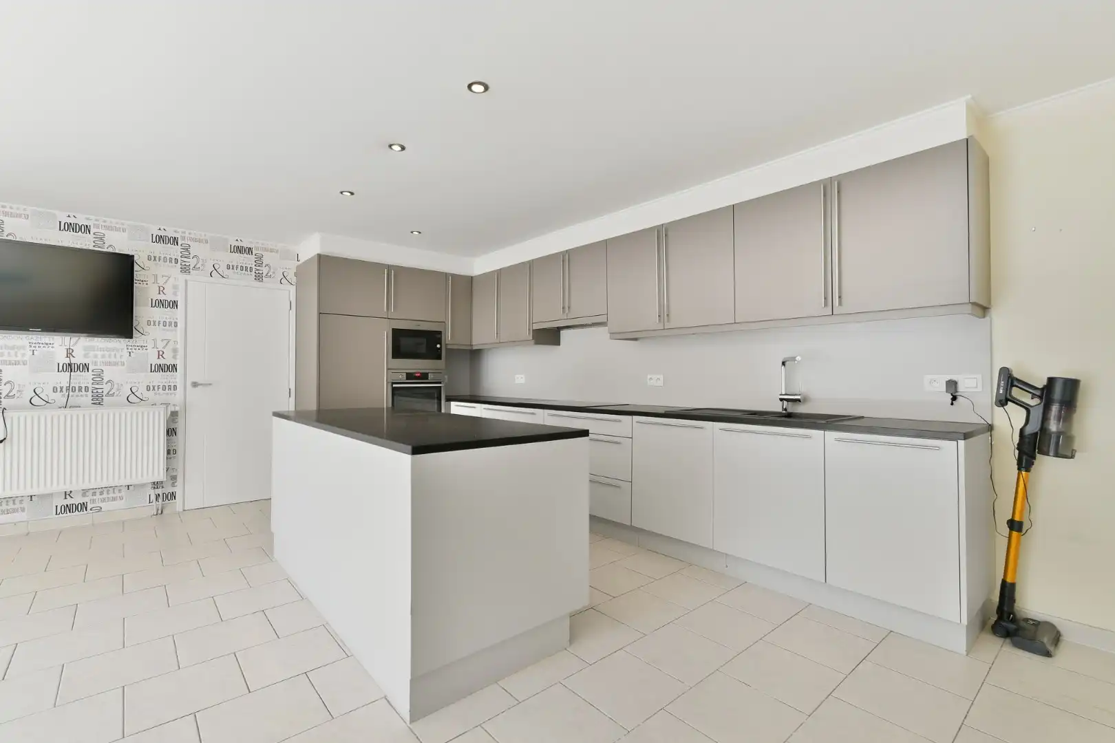 Hoekwoning met 3 slaapkamers te huur in Jabbeke!  foto 8