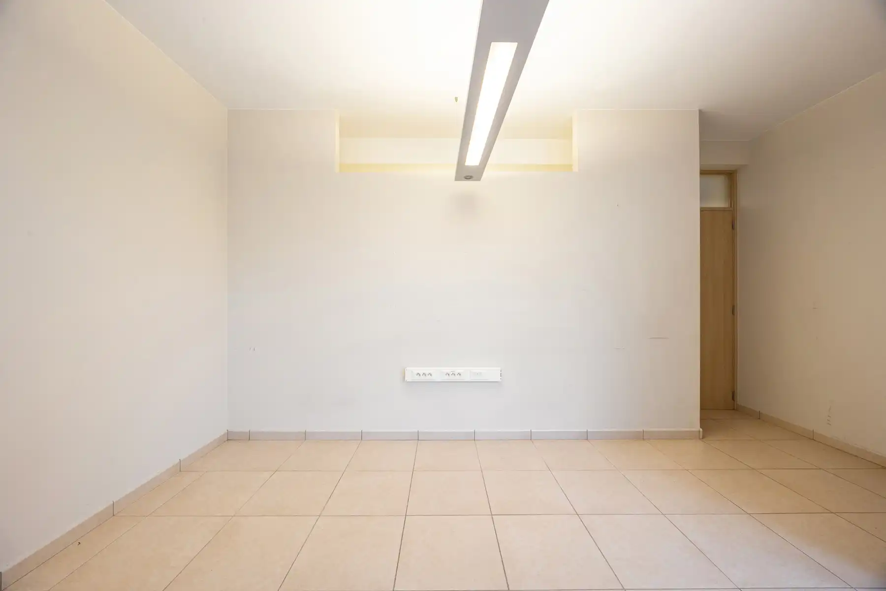 Instapklare kantoor- of praktijkruimte met parking – 86 m² foto 10