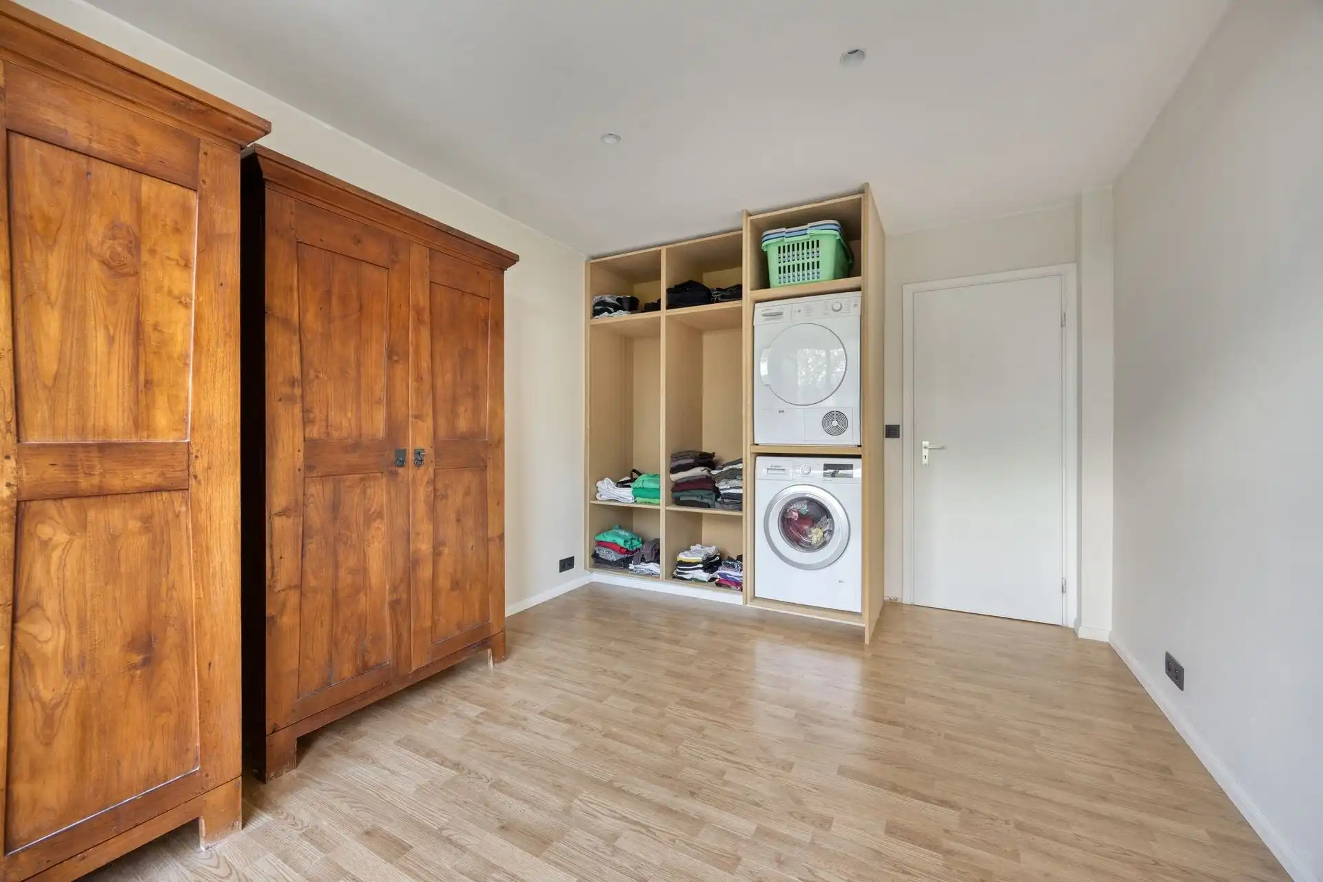 Zeer ruim, instapklaar appartement op een goede locatie foto 17