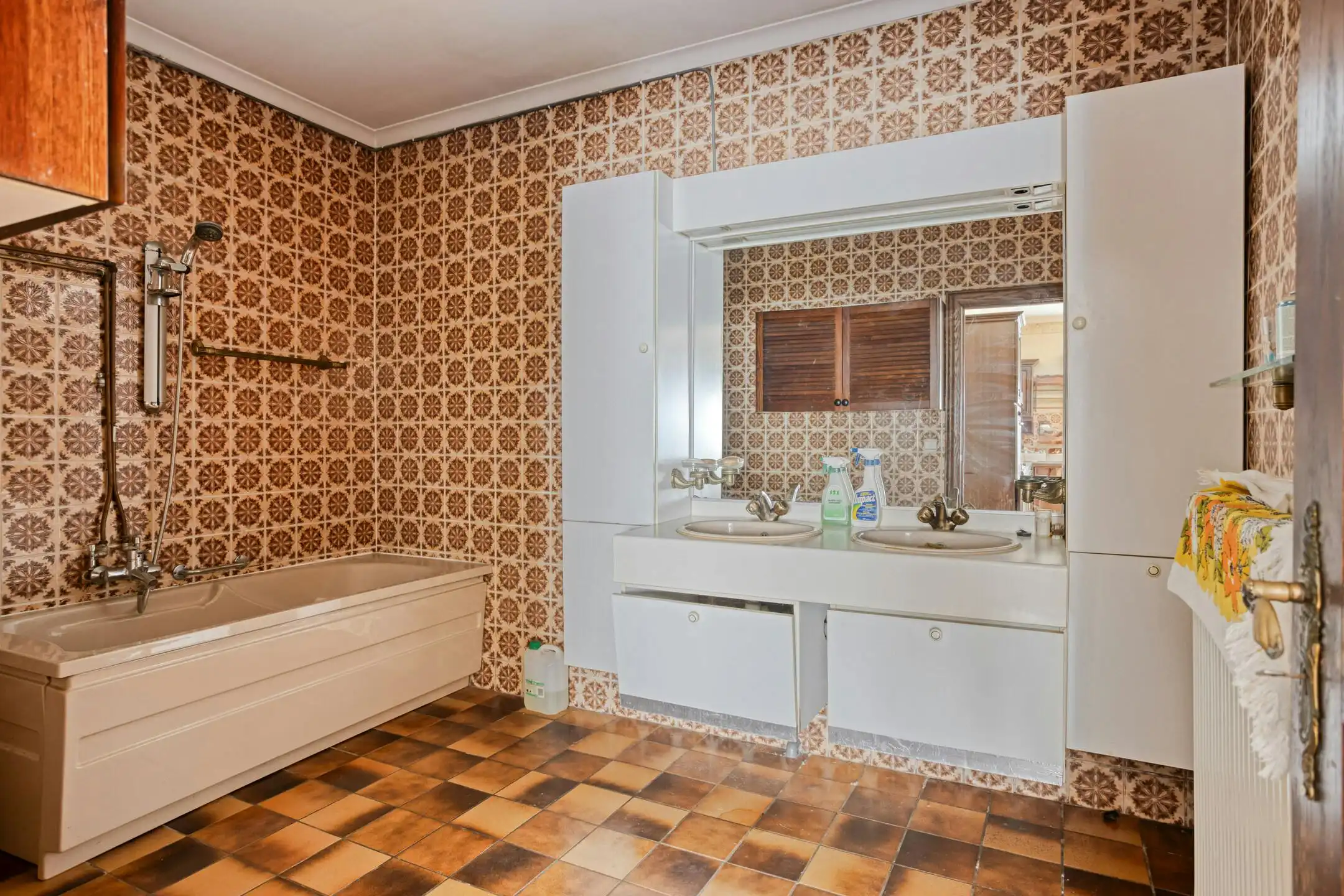 Deels te renoveren villa of tweewoonst met parktuin in Boom foto 20