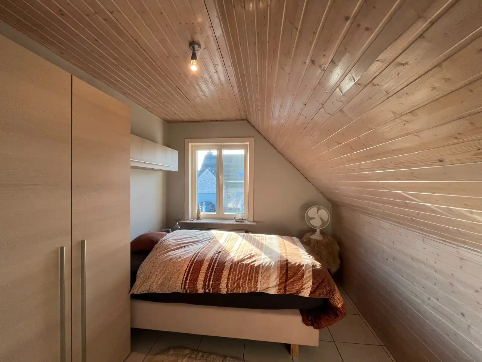 Instapklare alleenstaande woning in rustige wijk nabij centrum Waregem  te koop foto 15