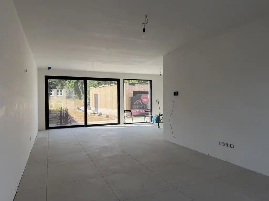 Stijlvolle nieuwbouwwoning met moderne architectuur foto 15