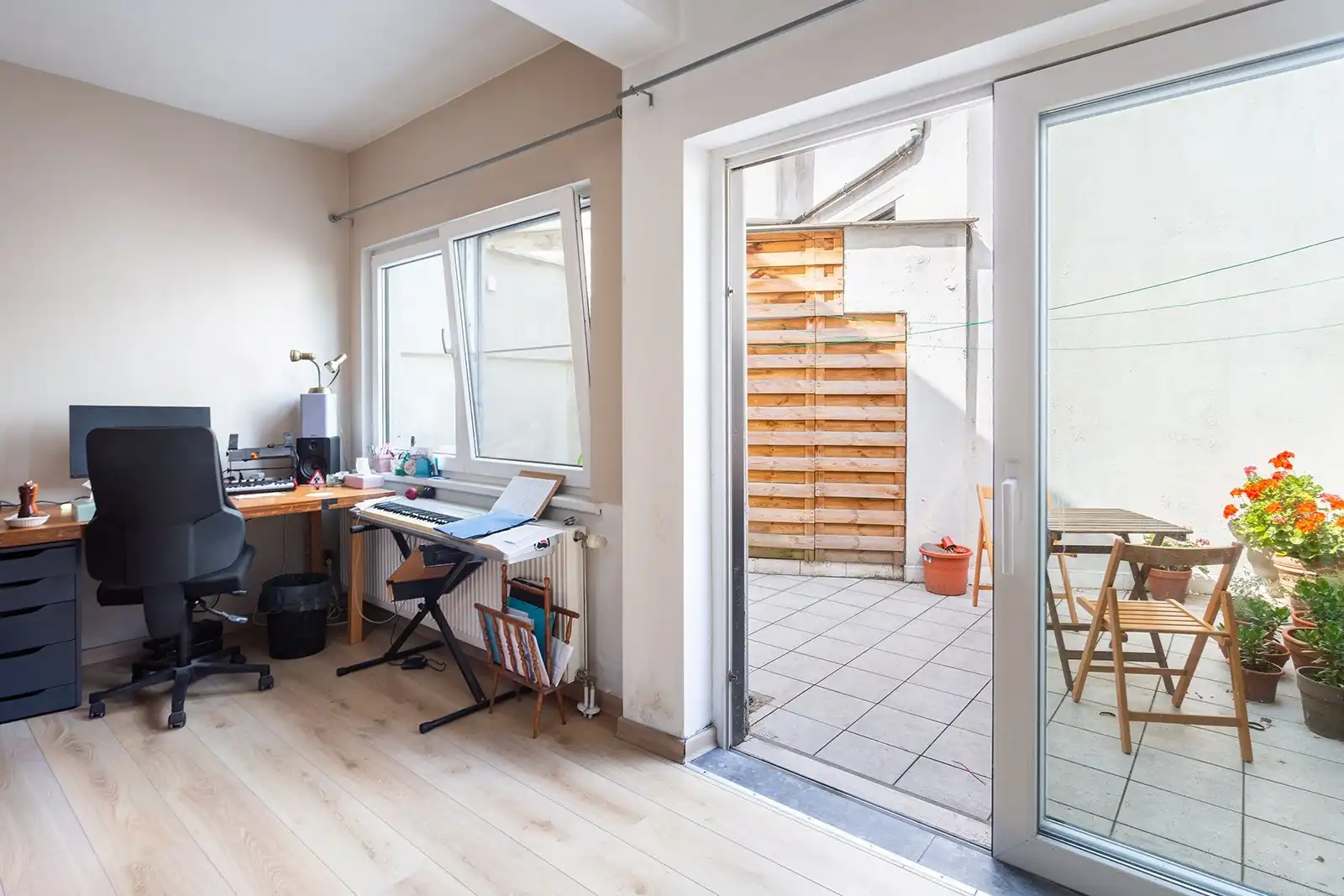 Karaktervolle woning aan de gezellige Troonplaats foto 8