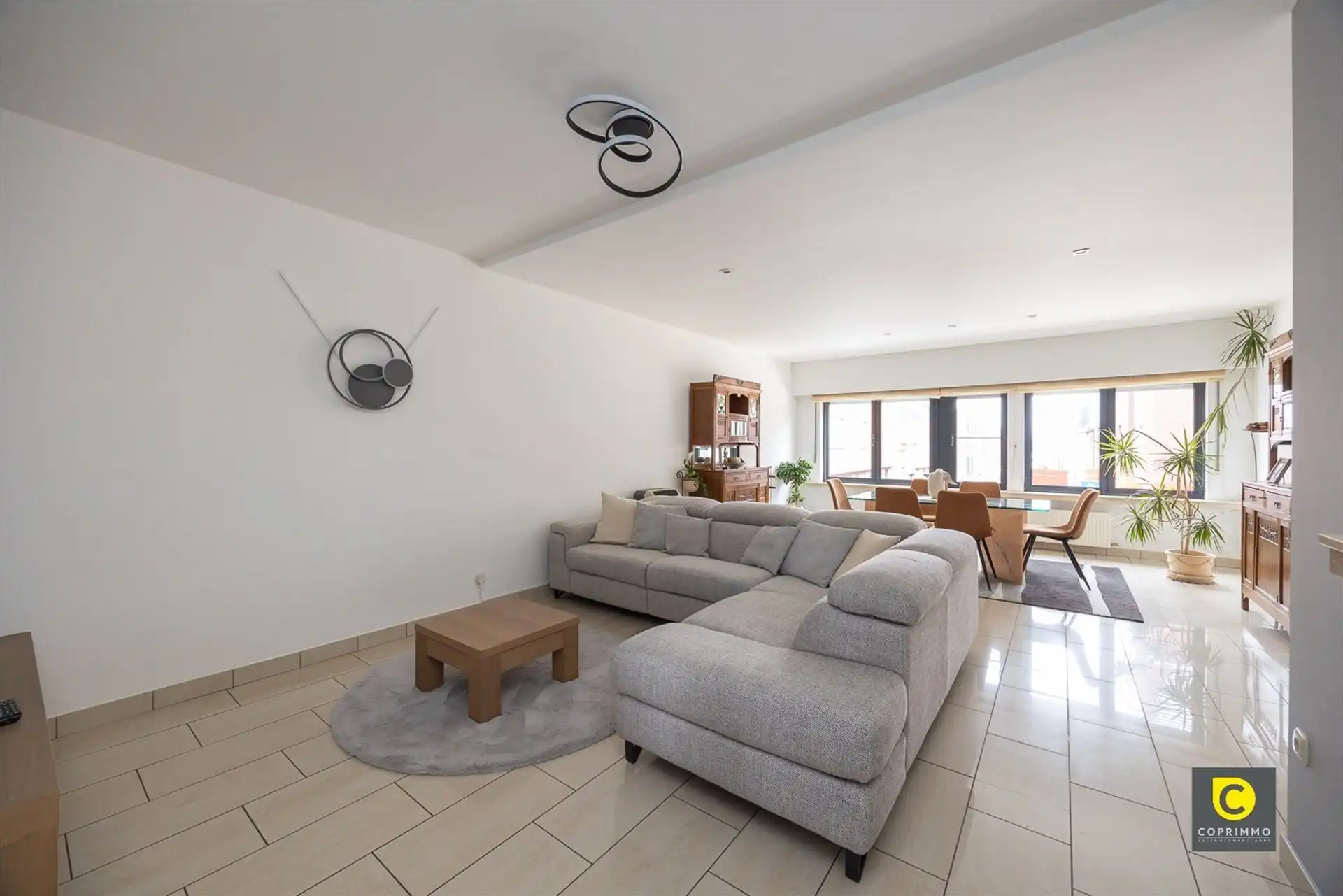 Handelspand met woonst foto 8