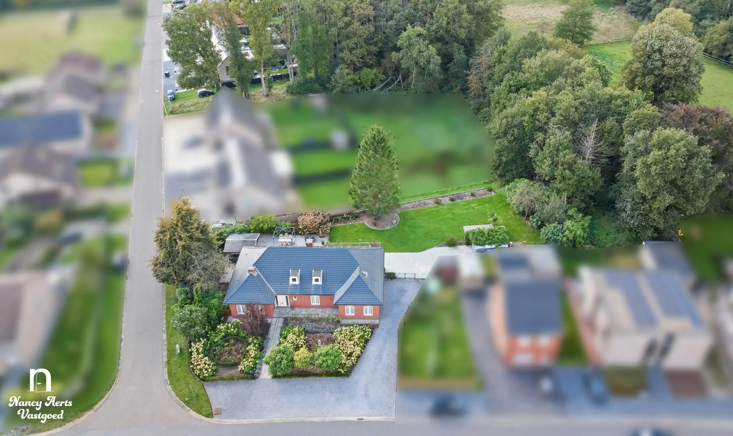 Veelzijdige villa met bijna 20 are groen en aparte woonunit foto 31