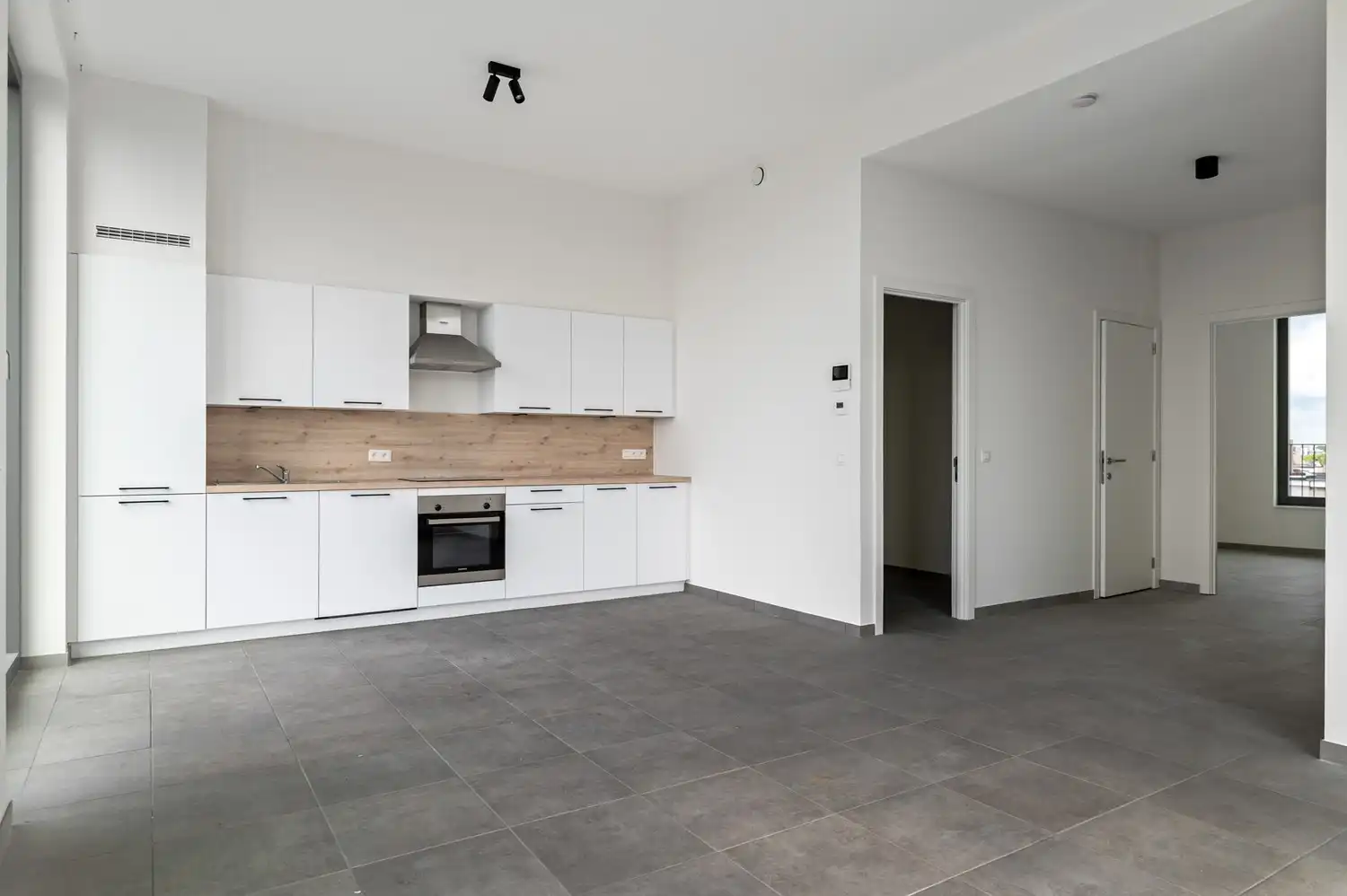 Prachtig en lichtrijk nieuwbouwappartement te huur nabij Zurenborg! foto 8