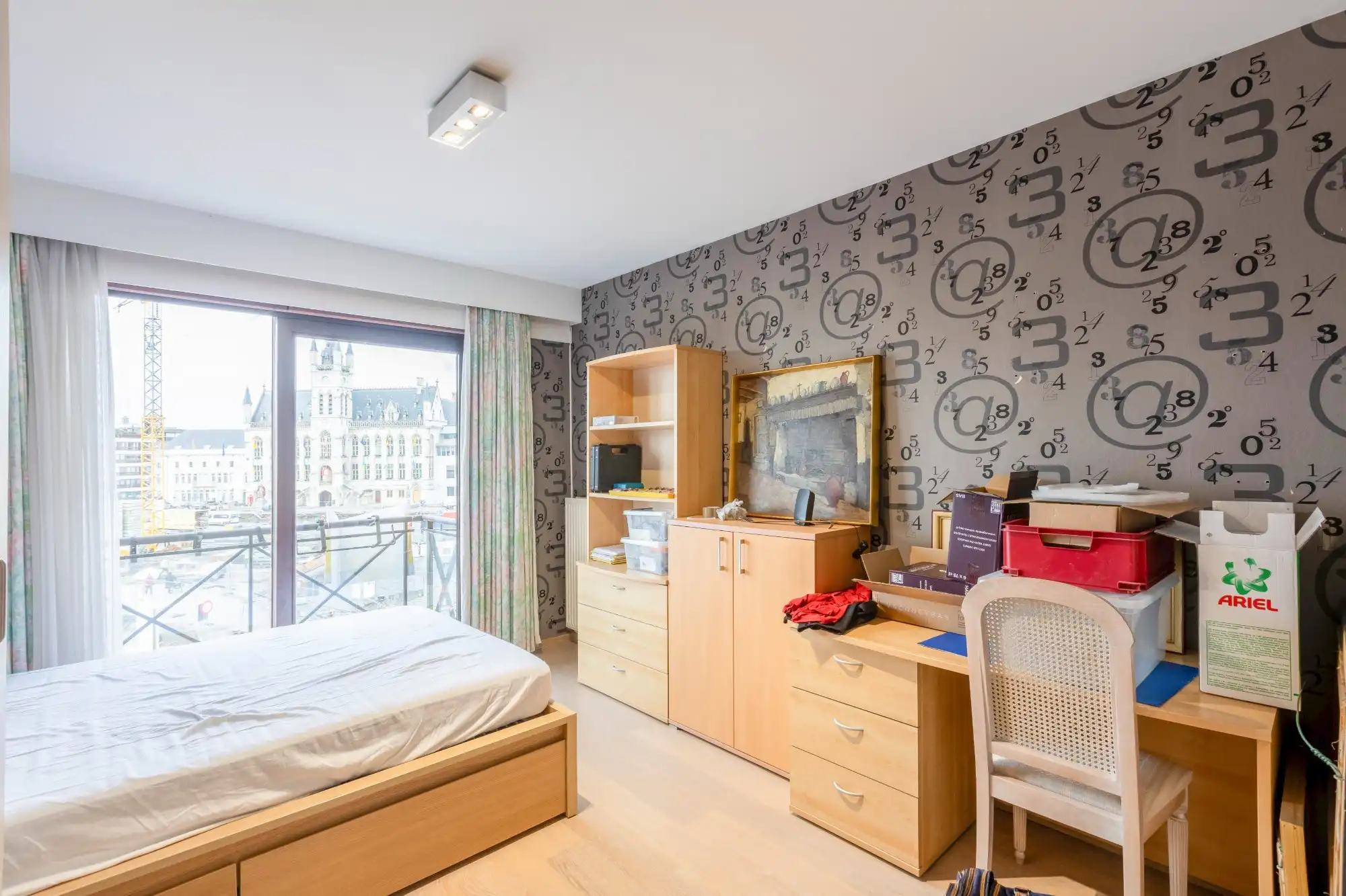 Ruim appartement met uitzicht op de Grote Markt foto 5