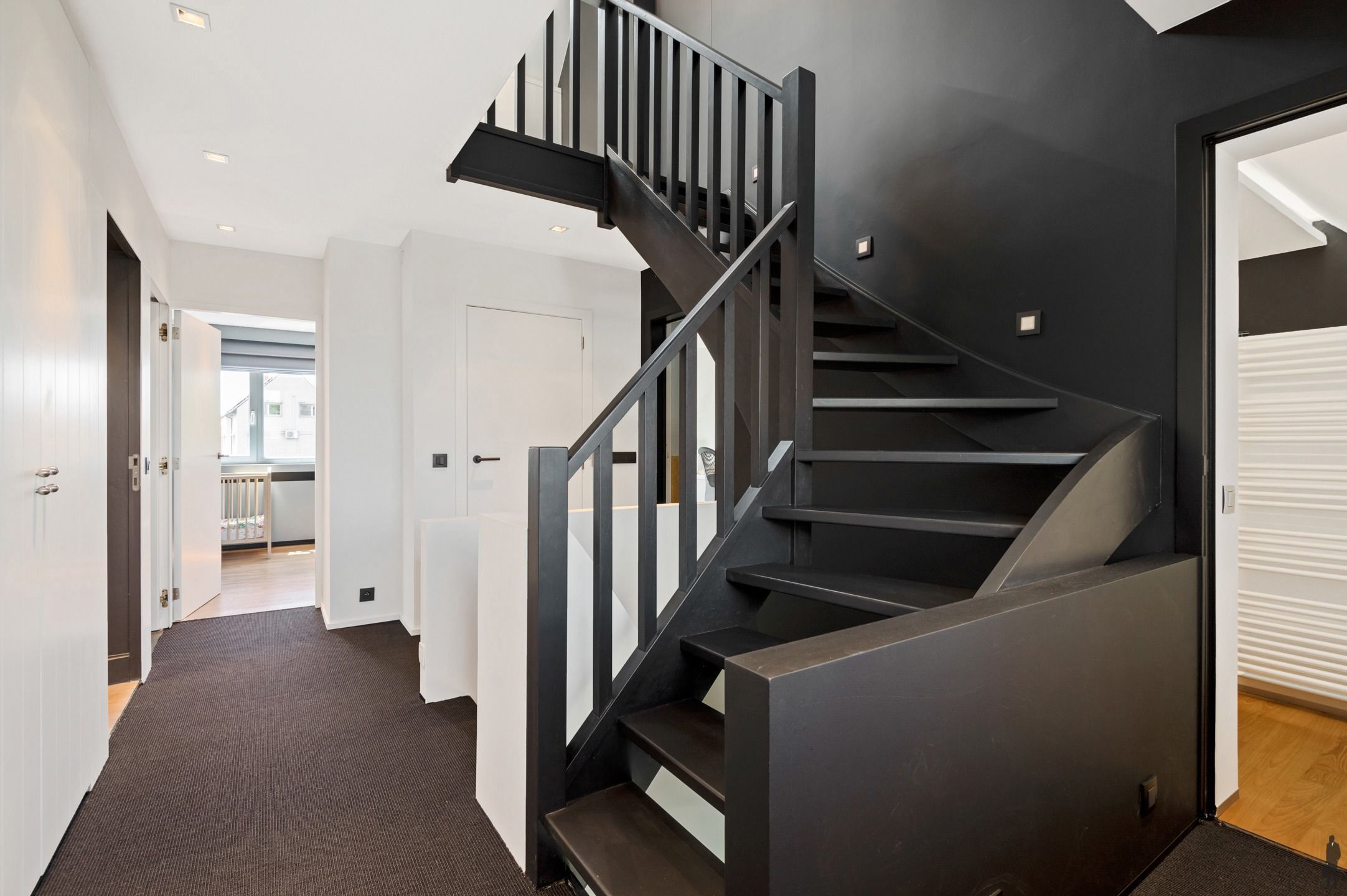 Energiezuinige villa met luxe afwerking en zonnige tuin (1.183 m²) foto 27