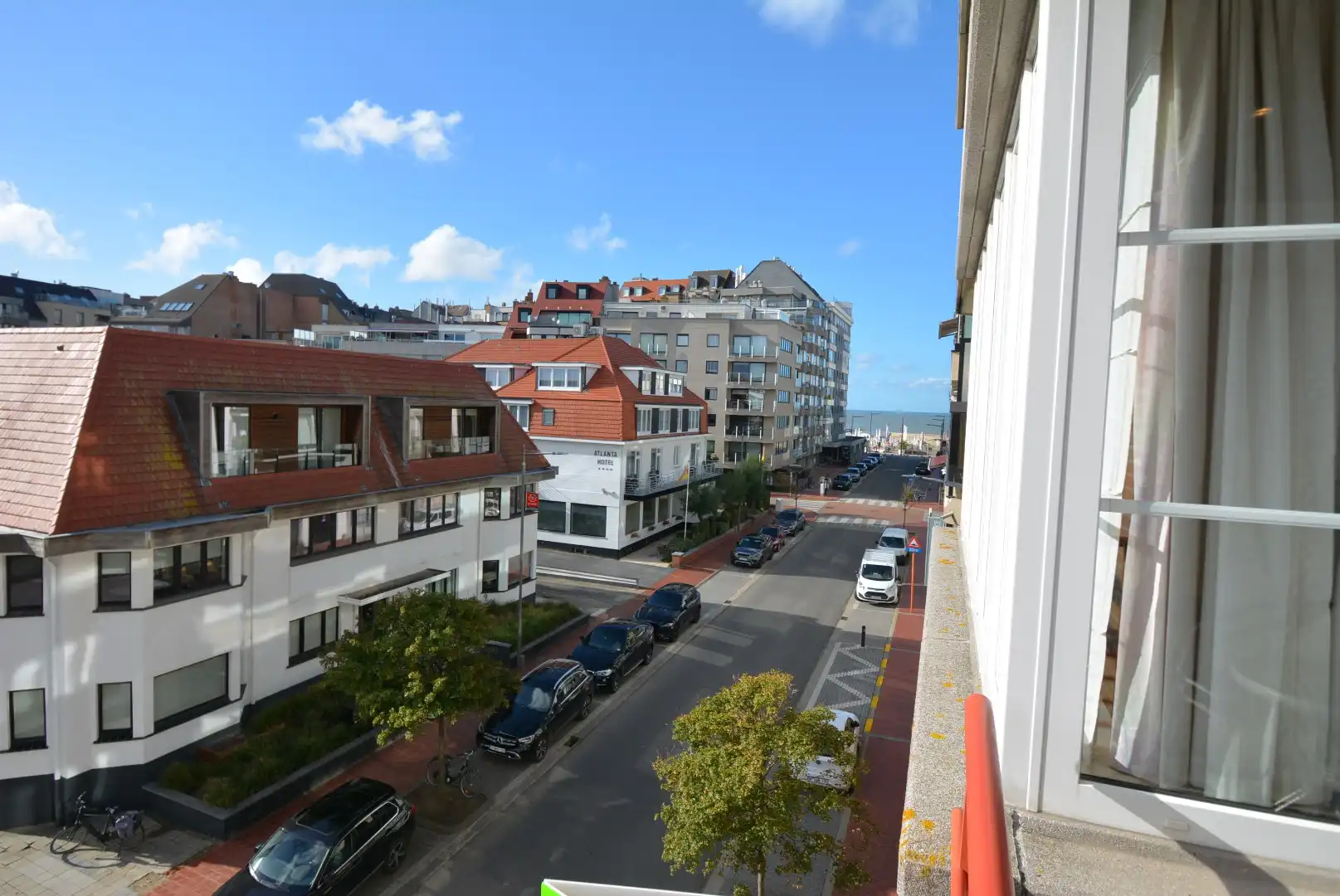 Ruim appartement met 3 slaapkamers op wandelafstand van het strand. foto 20