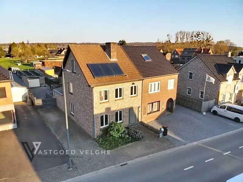 🌿 Goed onderhouden woning met 4 slaapkamers, grote garagebox/werkplaats & energiezuinige voorzieningen in Uikhoven foto 65