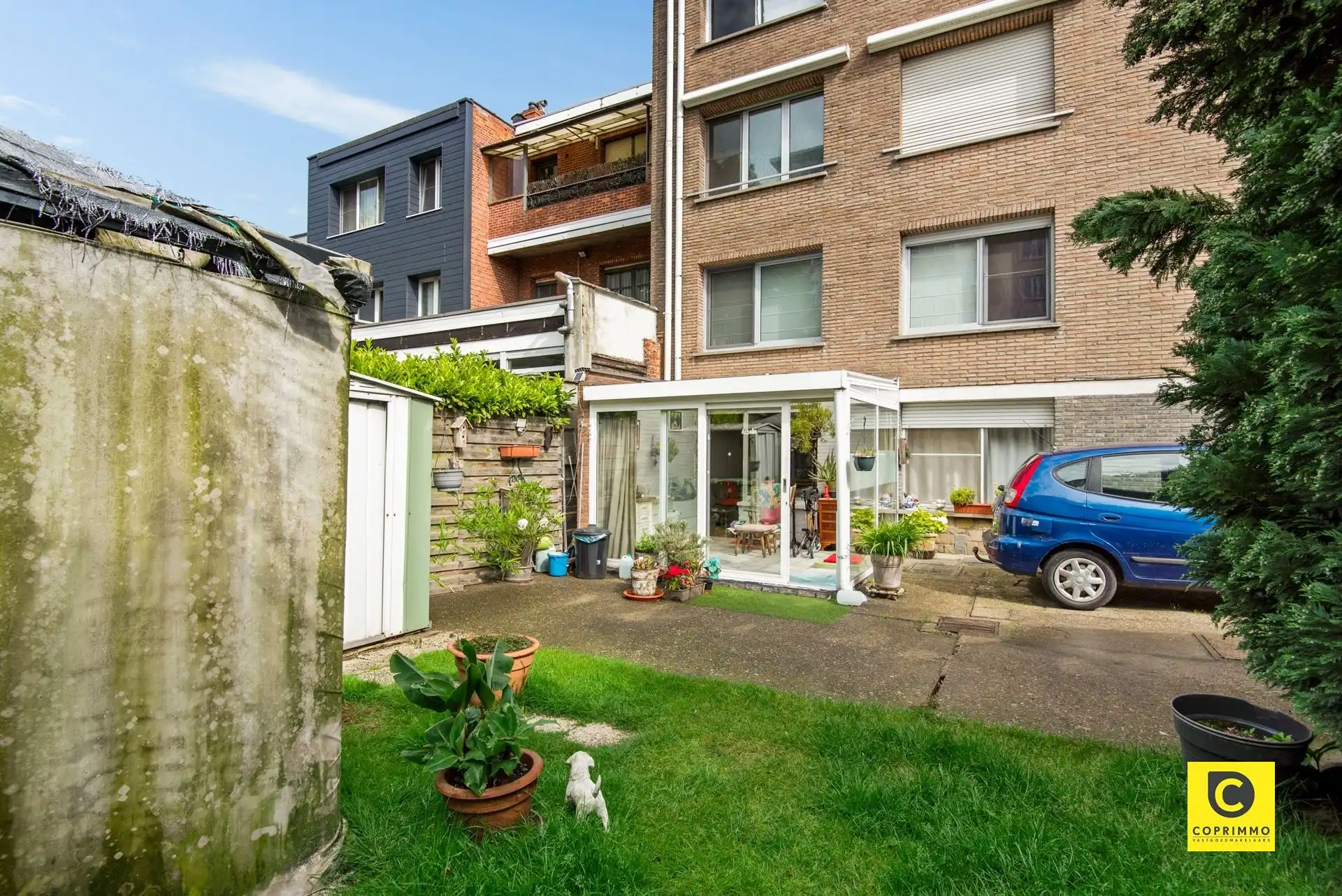 Gelijkvloers app.1 slk met tuin en garagebox foto {{pictureIndex}}