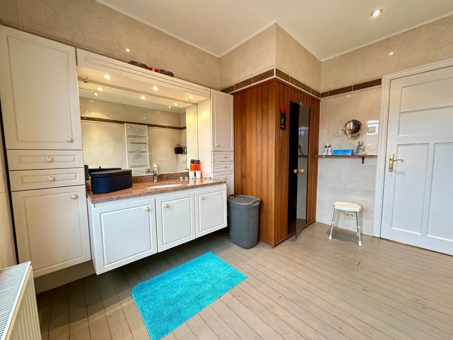 Ruime woning in Tongeren met terras, garage en 3 slaapkamers  foto 12