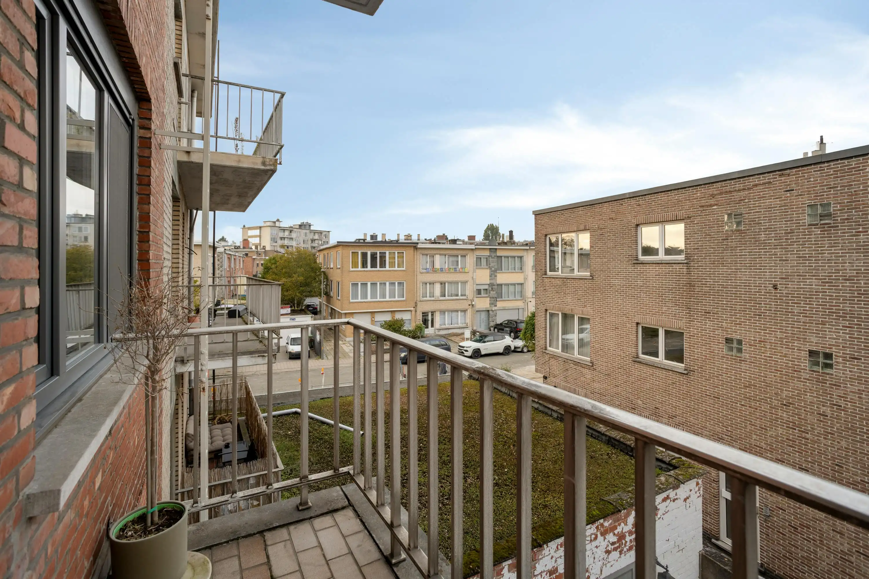 Instapklaar appartement vlakbij het Rivierenhof te koop! foto 20