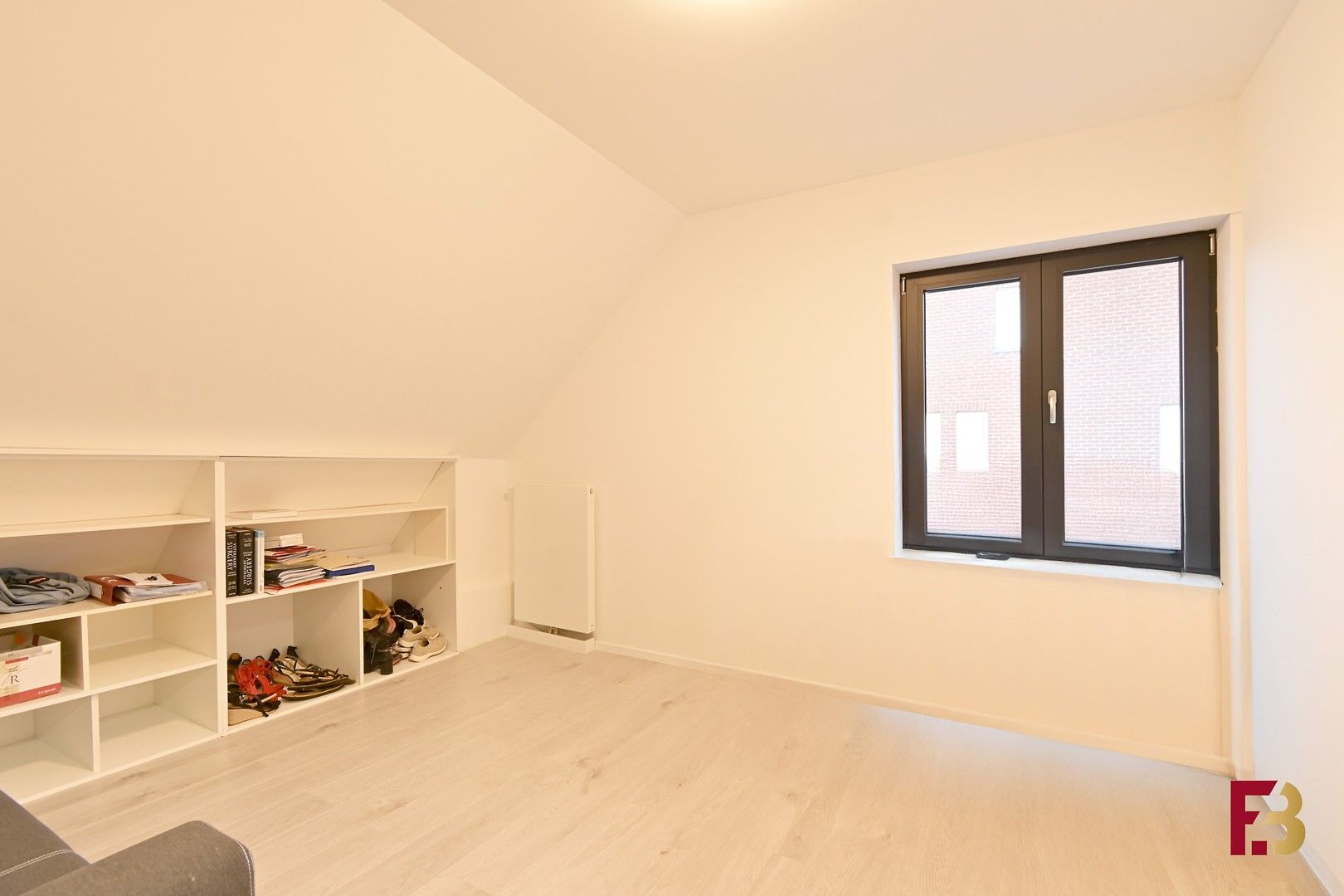 Stijlvol en ruim appartement met terras nabij het centrum van Merelbeke foto 13