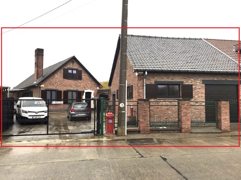 Te Grembergen : Woonst met terras en tuin - EN bijgebouw met garage- ruime parking in doodlopende straat nabij de spoorweg foto {{pictureIndex}}