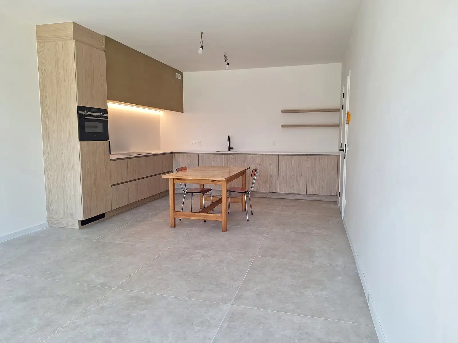 1-slaapkamer appartement te huur foto 7