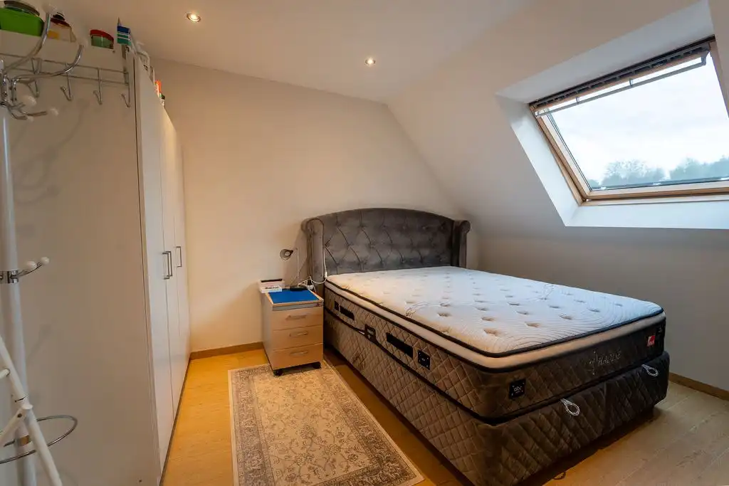 RUIM HANDELSHUIS MET WOONST TE SPALBEEK (HASSELT) foto 20