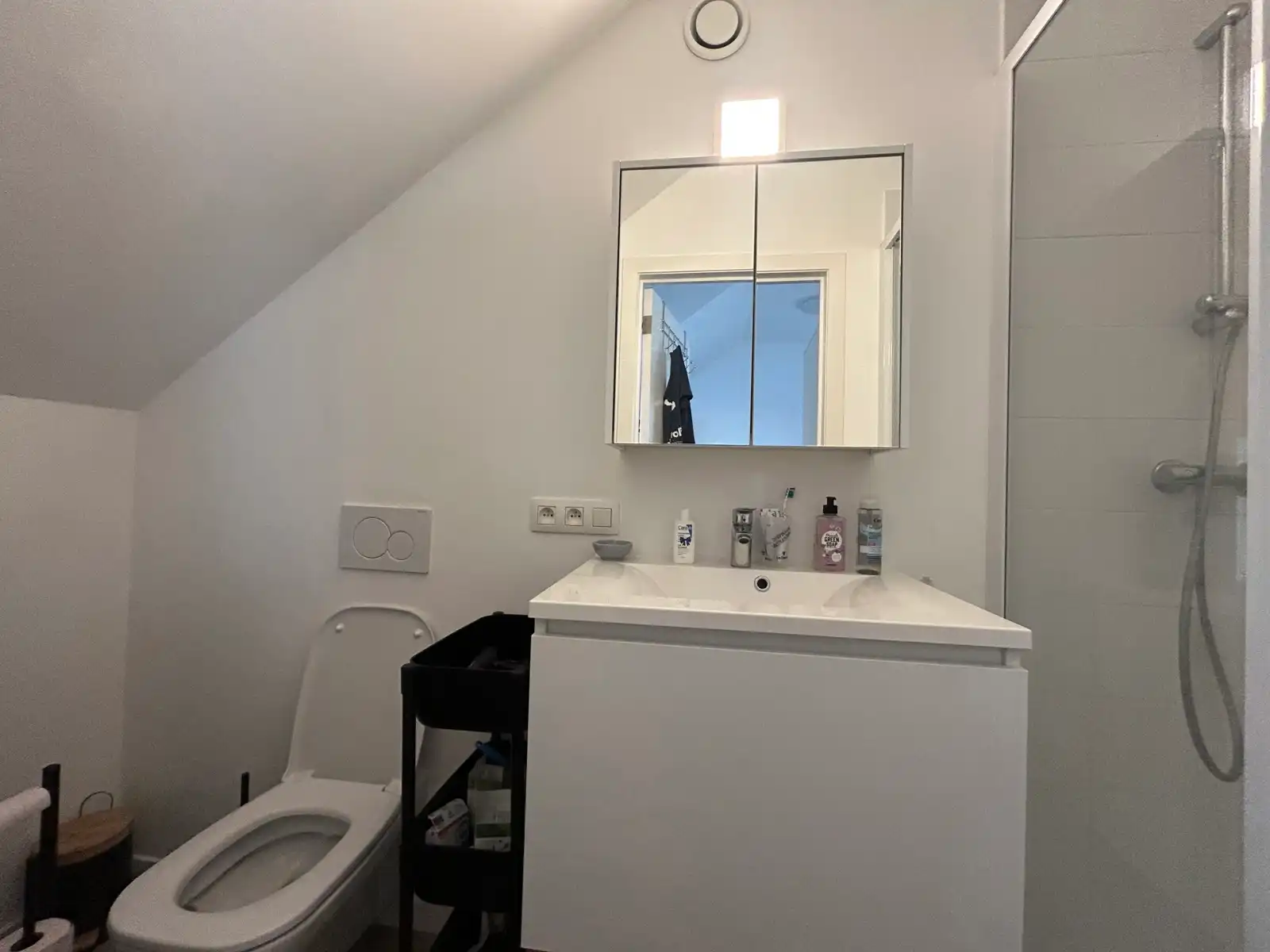 Ruime studentenkamer Centrum Leuven foto 6