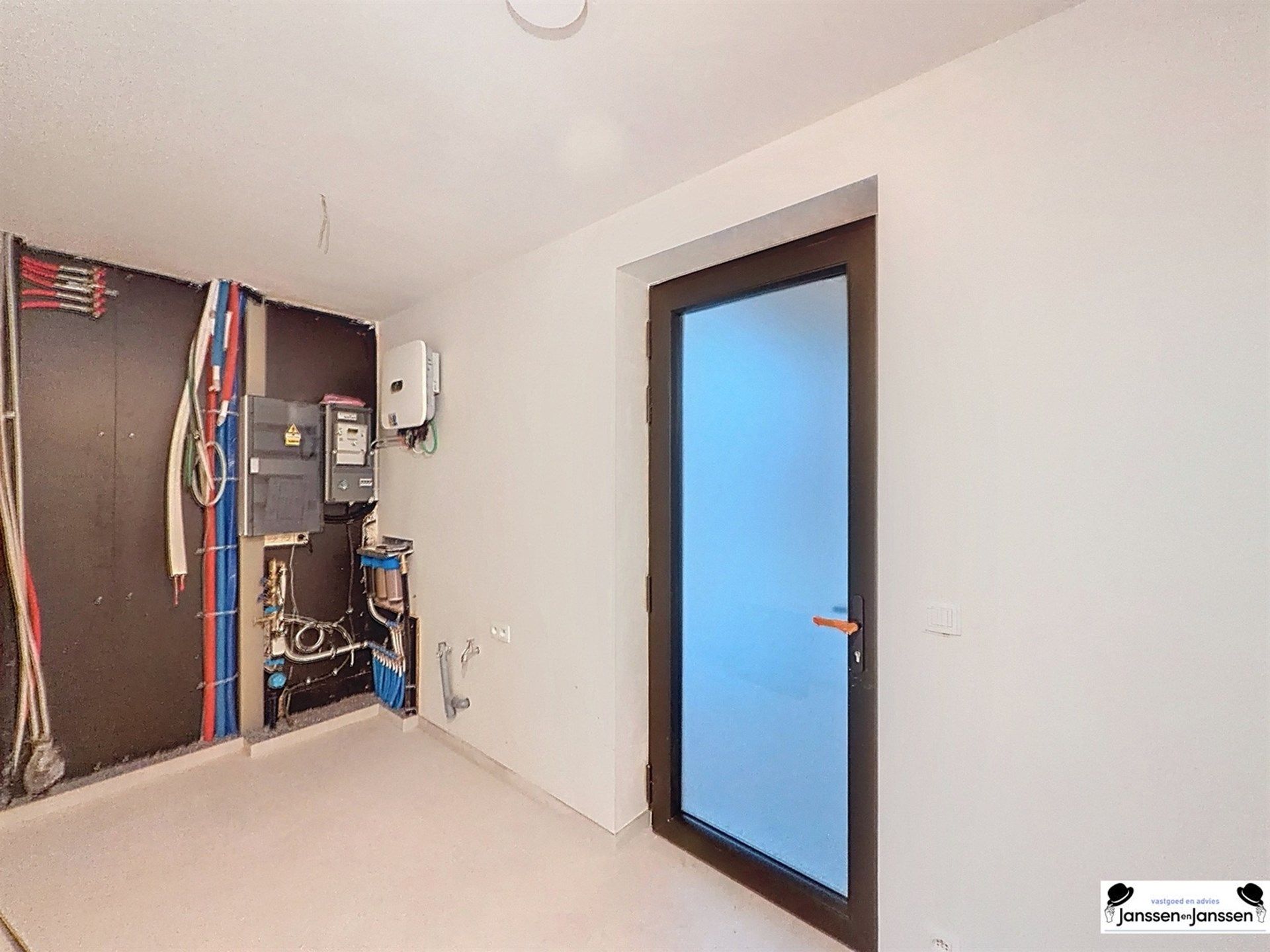 Instapklare, energiezuinige halfopen woning met moderne luxe op toplocatie in Geel foto 22