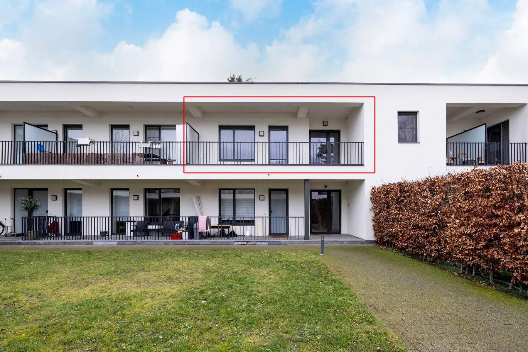 Mooi app. op leuke locatie, momenteel verhuurd! foto {{pictureIndex}}