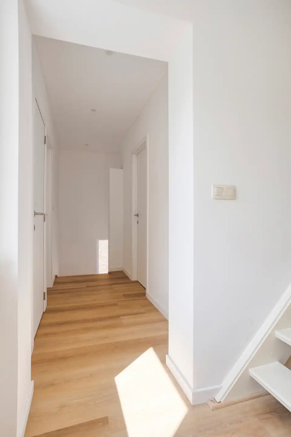Ruime gerenoveerde woning (230 m²) nabij Gouden Kruispunt foto 12