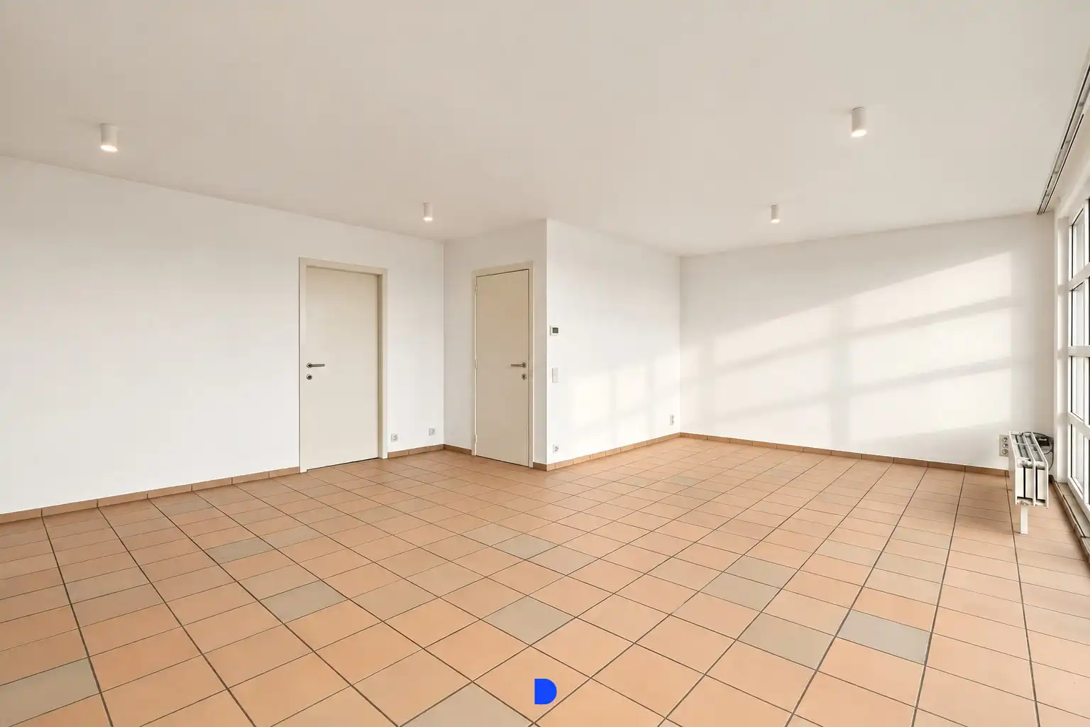Ruim appartement in het centrum van Roeselare foto 6