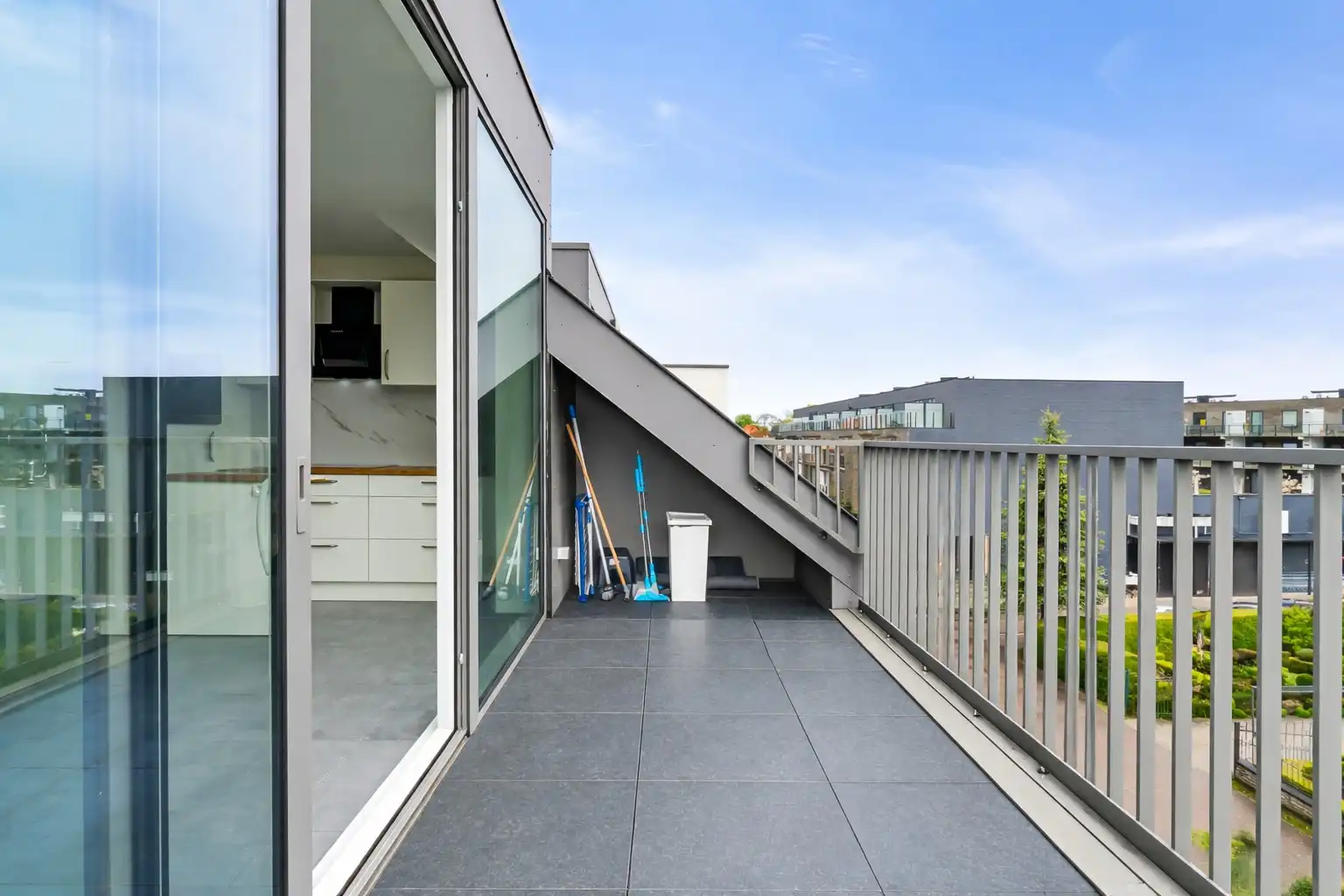 MODERN, ENERGIEZUINIG DUPLEX APPARTEMENT MET 4 SLAAPKAMERS IN MAASMECHELEN foto 21