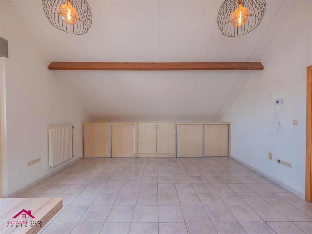 Stijlvol gerenoveerde, vrijstaande woning foto 35